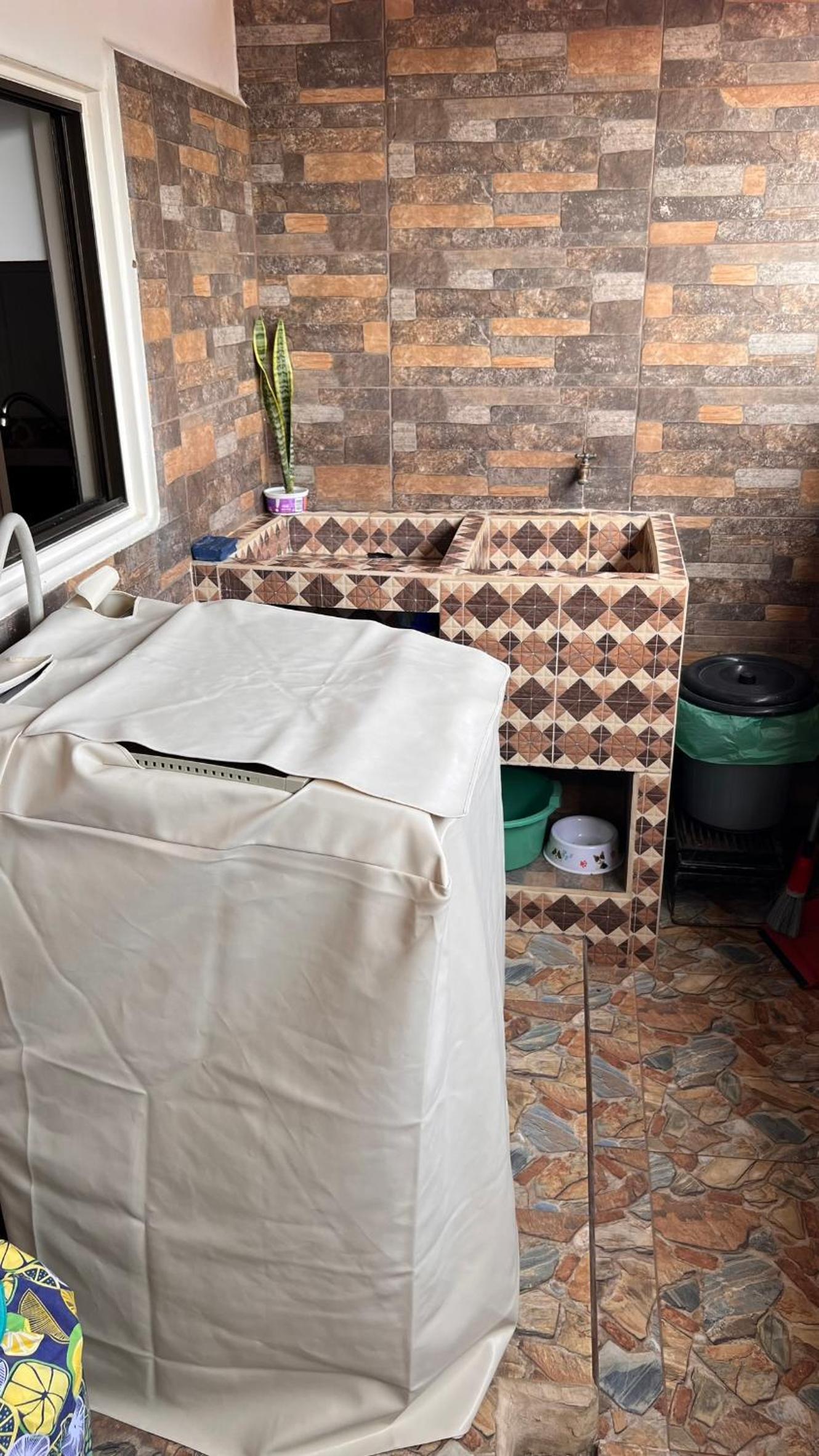 Apto. en zona céntrica con vista panorámica al pueblo
