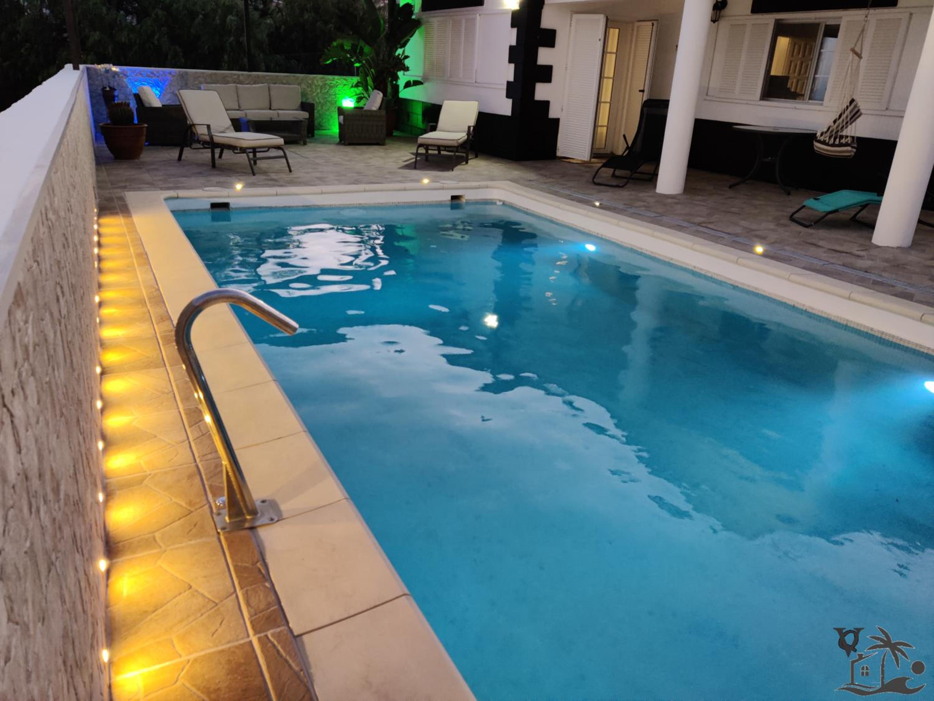 Villa Queca Private heated pool cannon water and jacuzzi