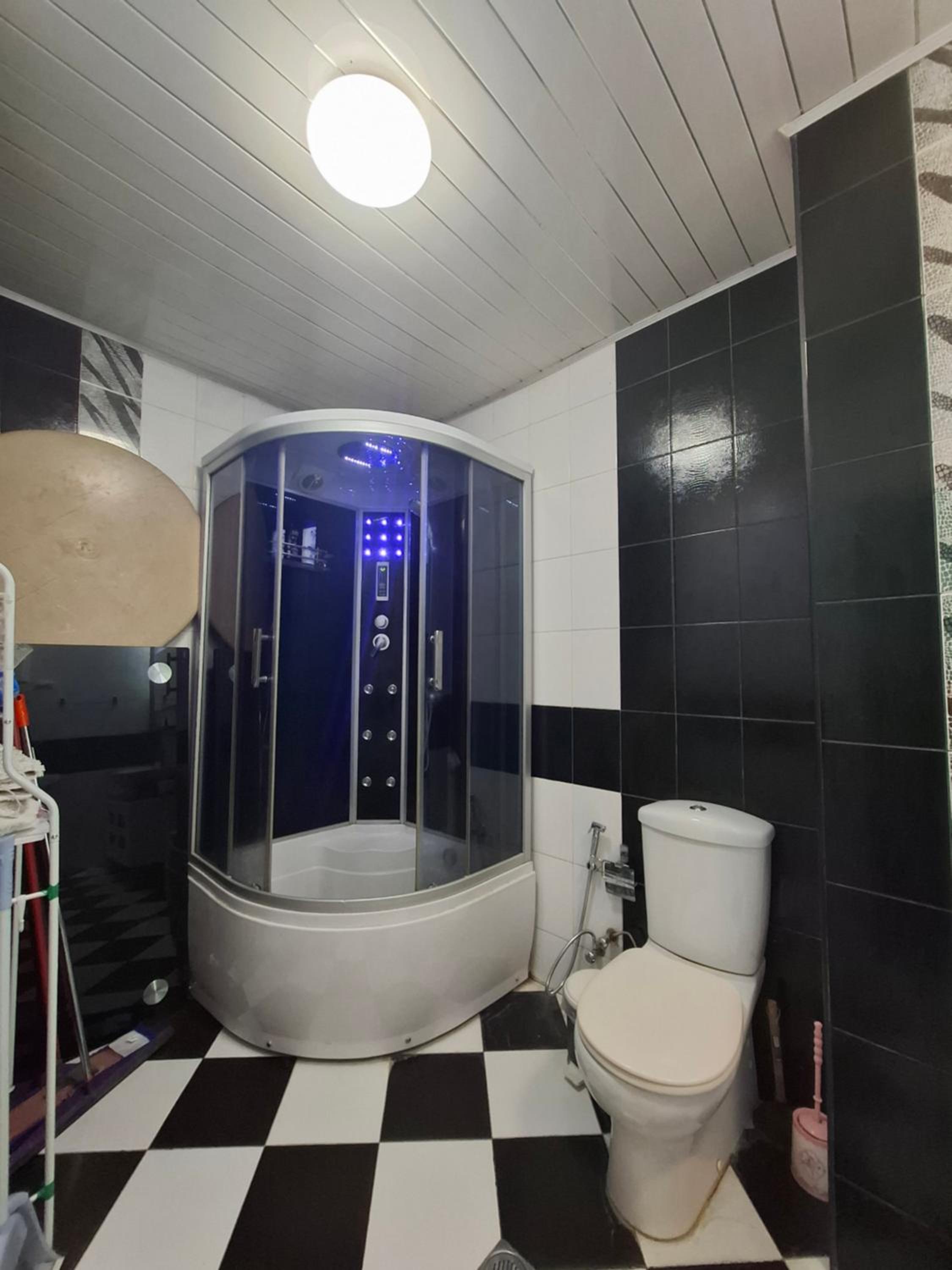 Apartment for rent for up to 8 person in Batumi Center view 3