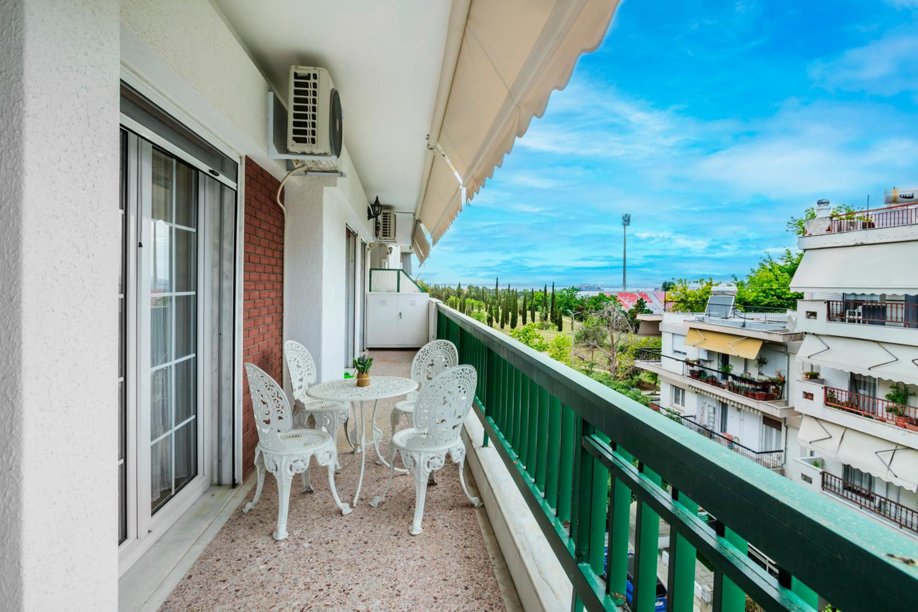 Hotel Cozy Penthouse - Image 1