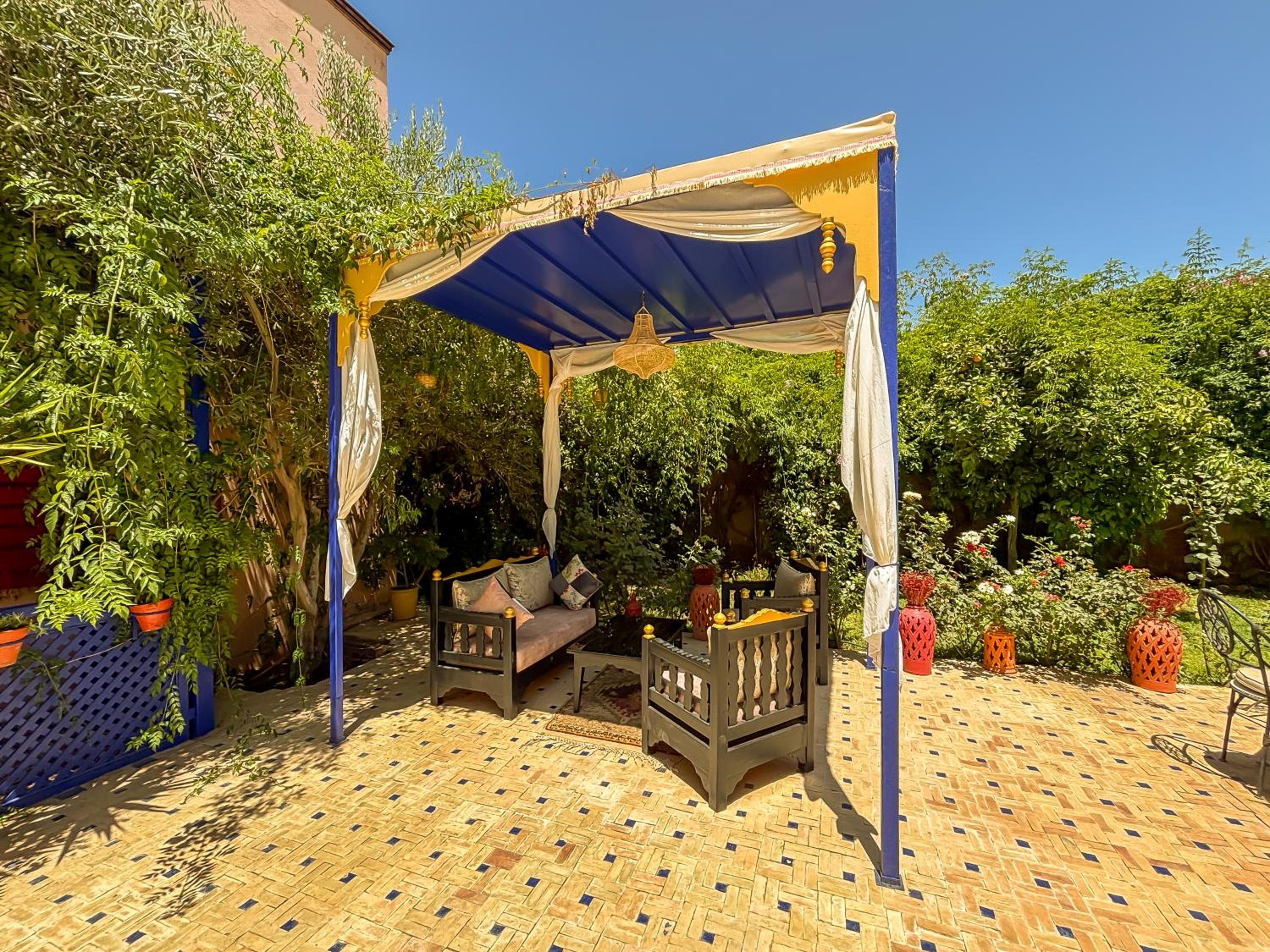Le Bleu House view 4