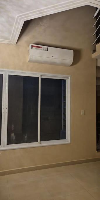 Mansão com piscina em bairro nobre da zona oeste tel para ctt 11 9 oito quatro, meia dois 11 66