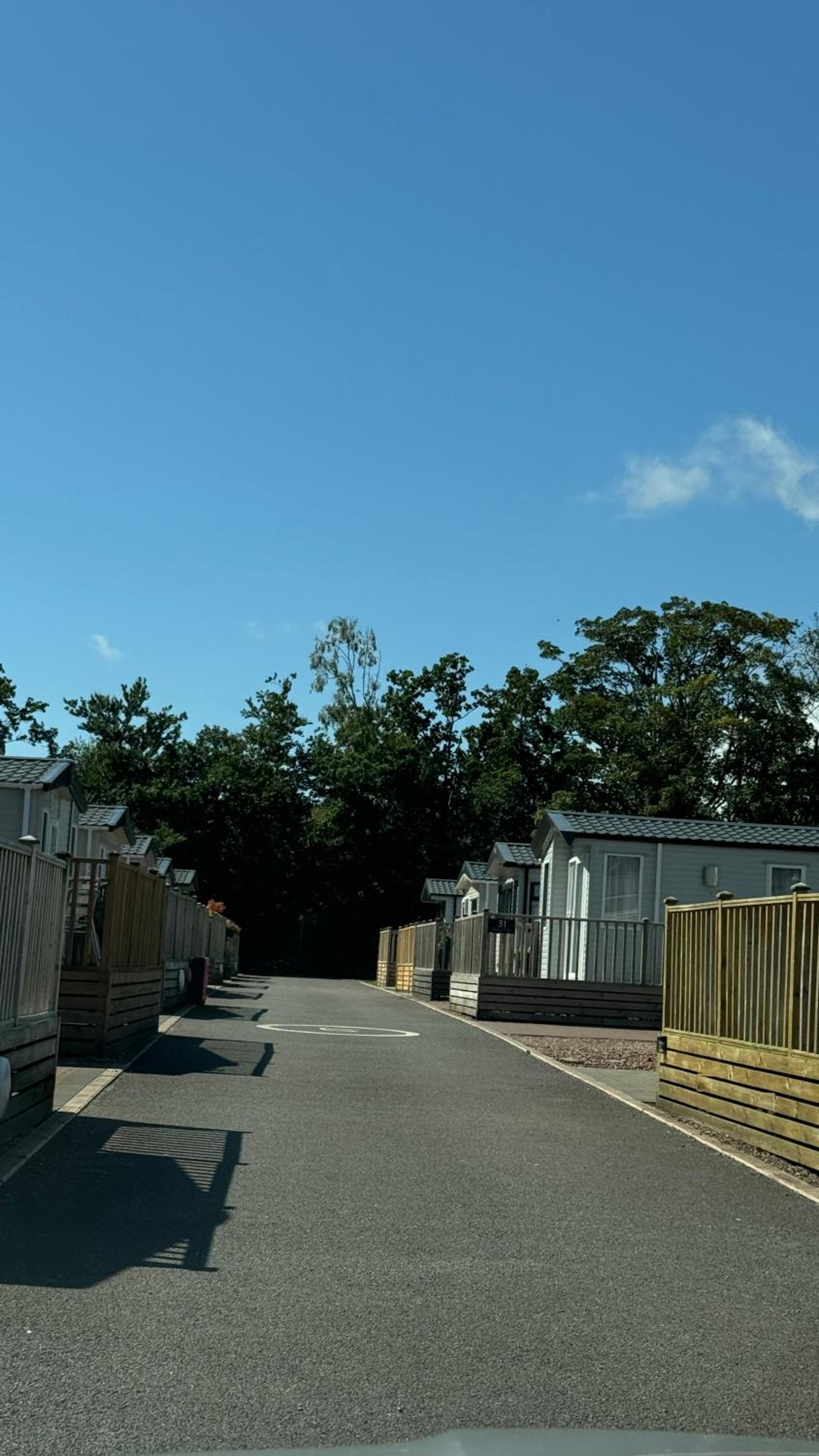 Carlisle CAMELOT HOLIDAY PARK CA65SZ MANOR view 4
