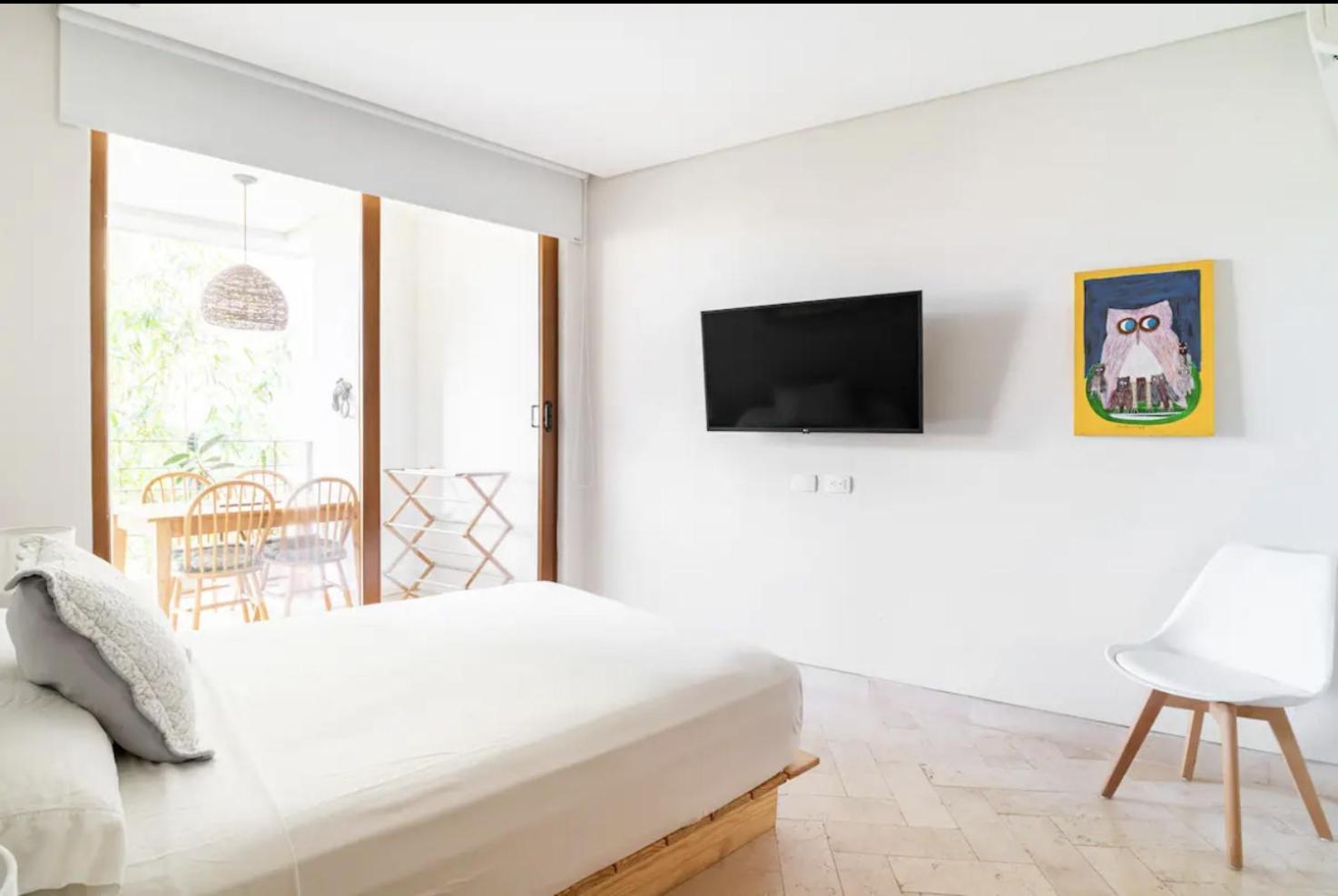 Cozy New Apartment in the Old City