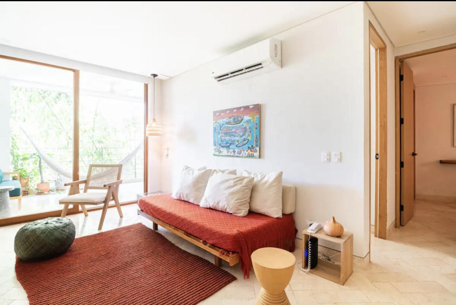 Cozy New Apartment in the Old City