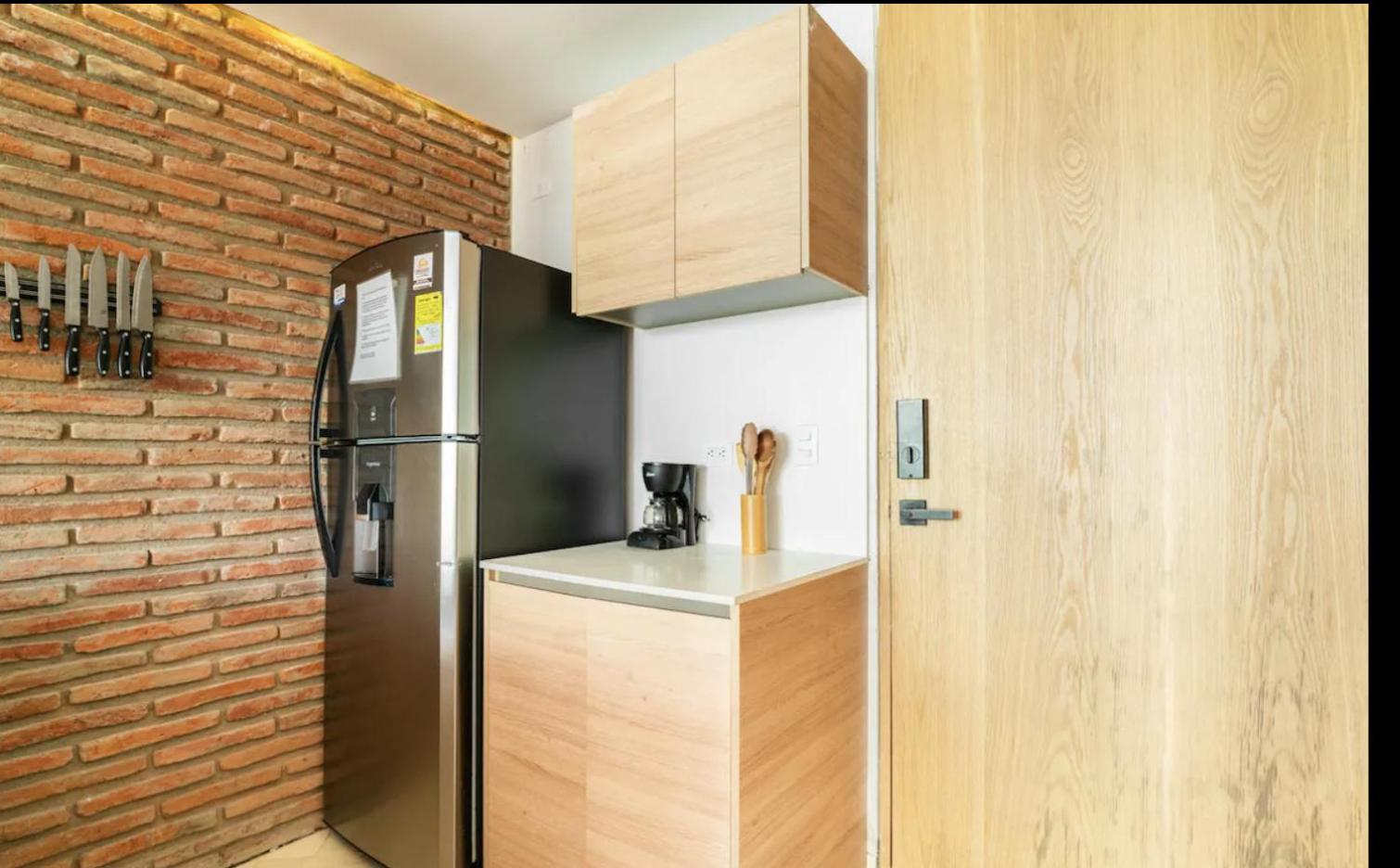 Cozy New Apartment in the Old City
