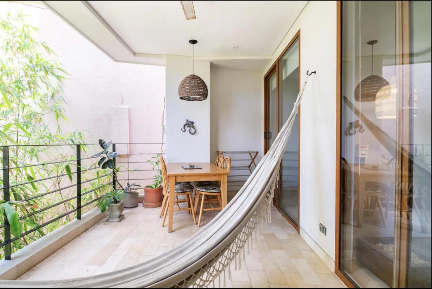 Cozy New Apartment in the Old City