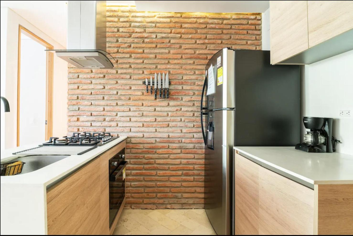 Cozy New Apartment in the Old City
