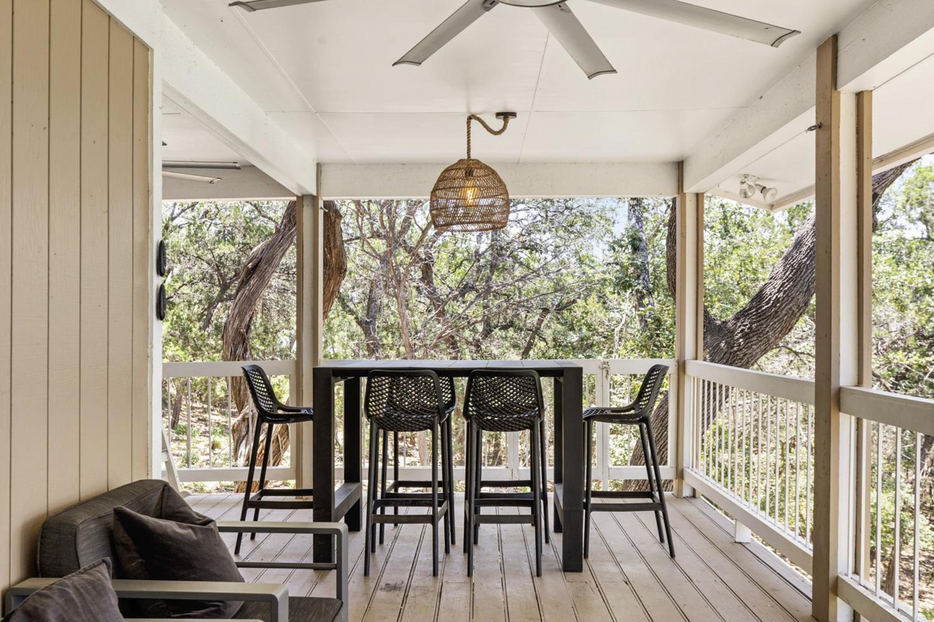 Waterfront Canyon Lake Retreat Dogs Welcome!