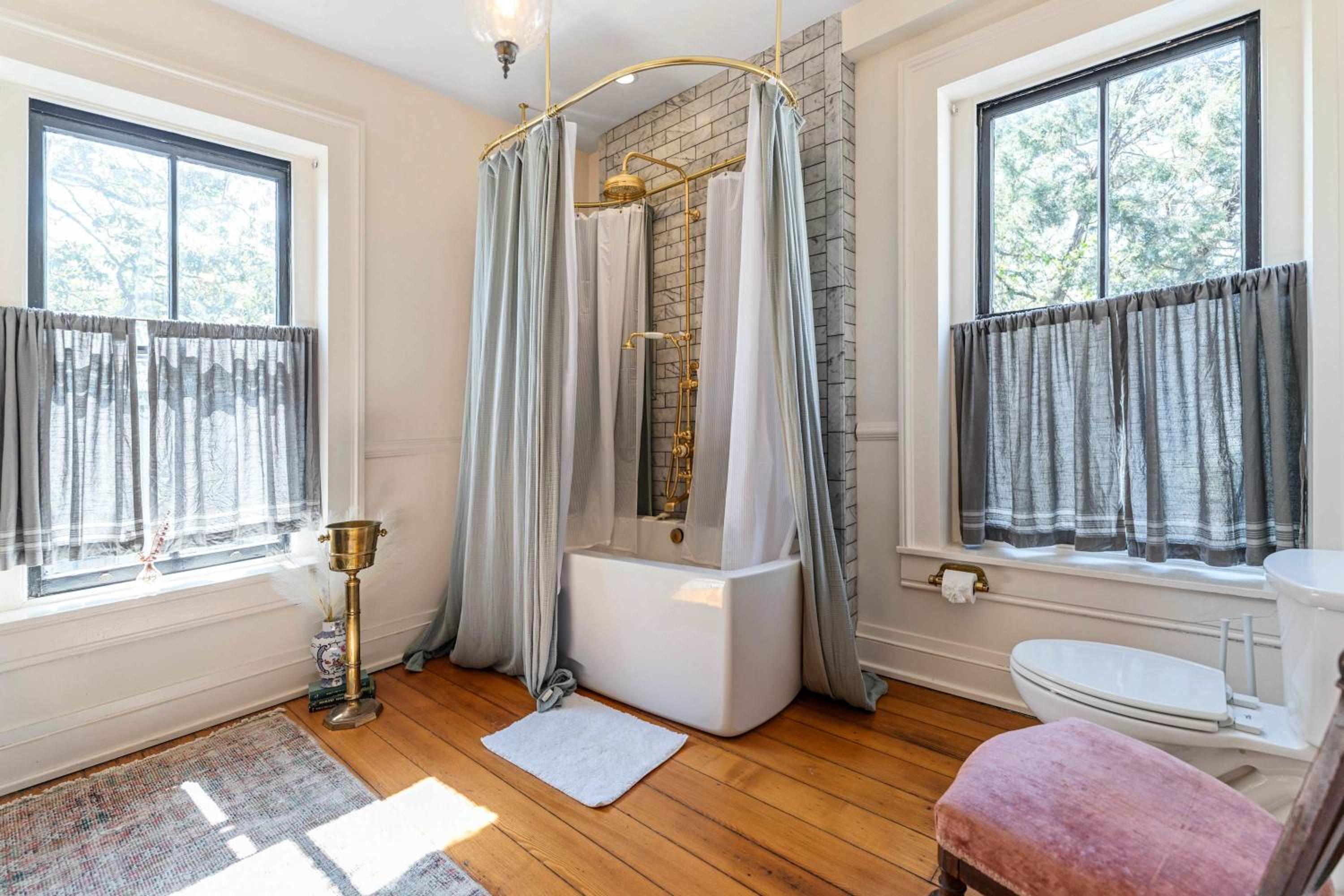 Yoko's Serene Suite in Frankfort