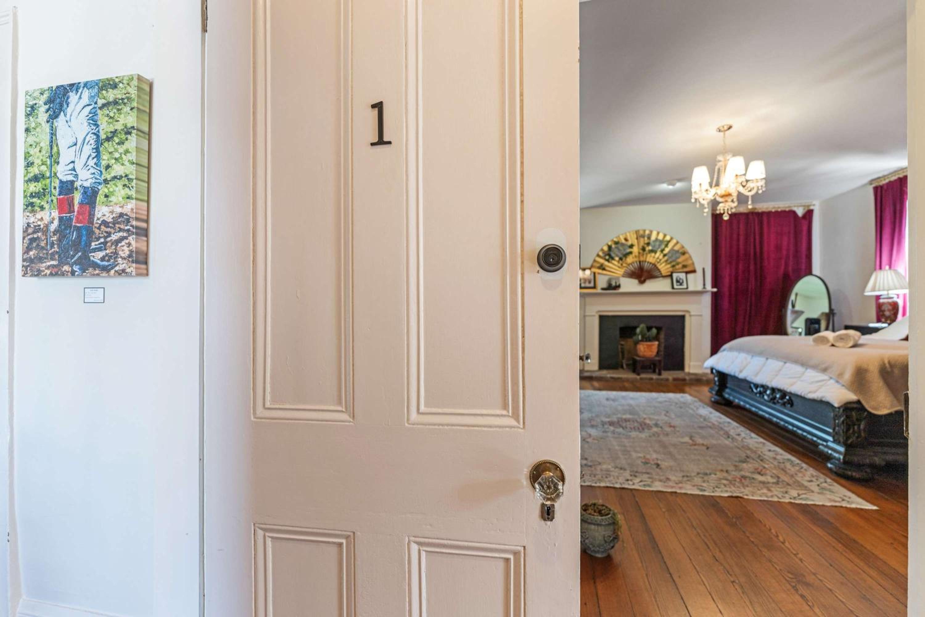Yoko's Serene Suite in Frankfort