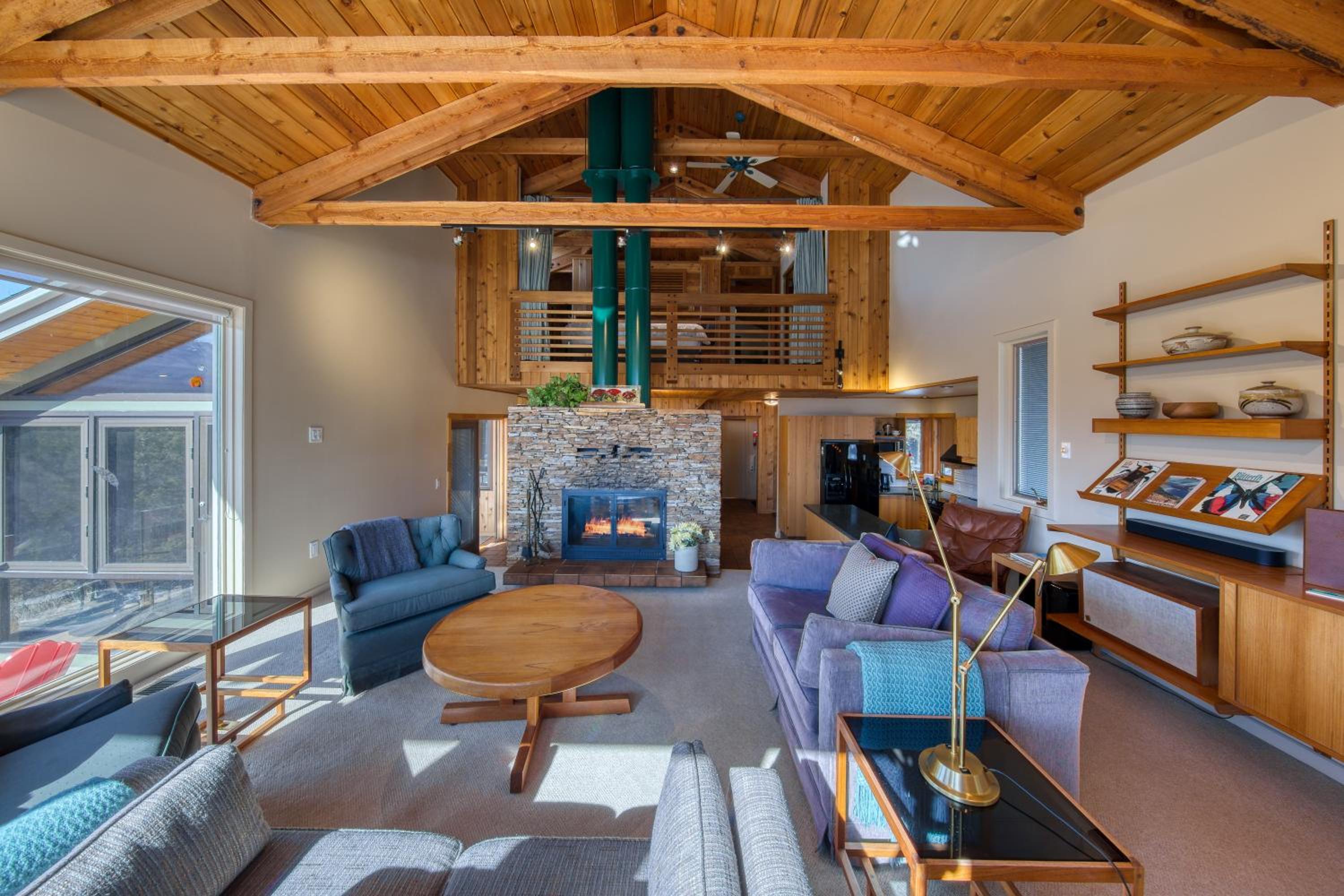CLIFF CABIN Family Friendly|Hot Tub|Spectacular Views