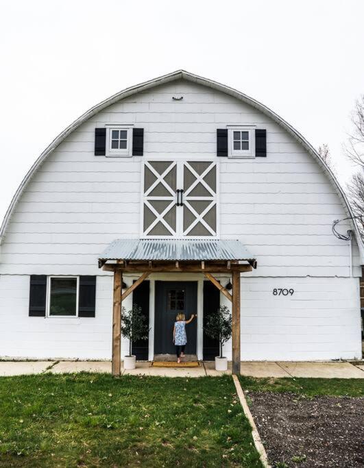 Barn of Three Oaks near Lake Michigan and Journeyman