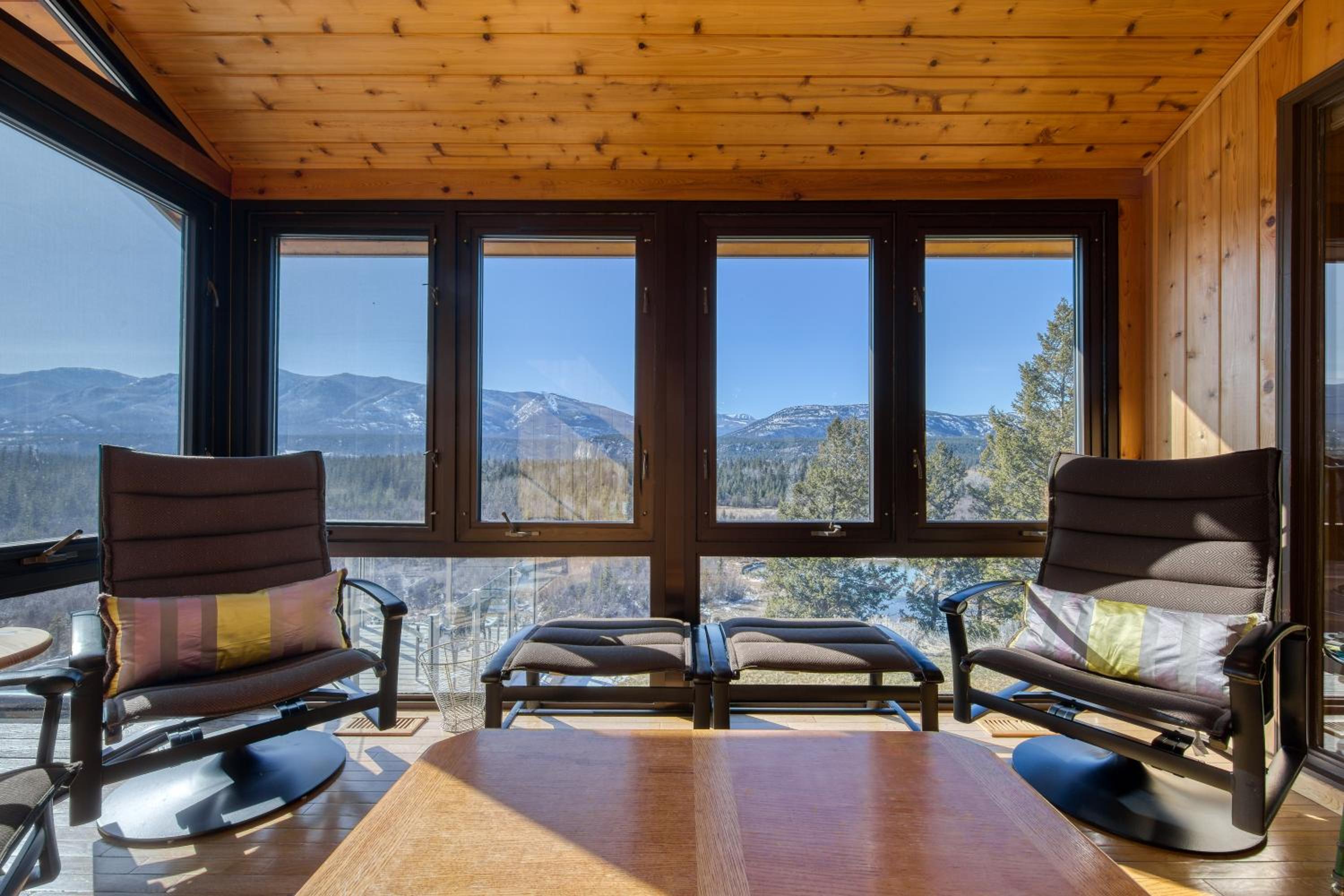 CLIFF CABIN Family Friendly|Hot Tub|Spectacular Views