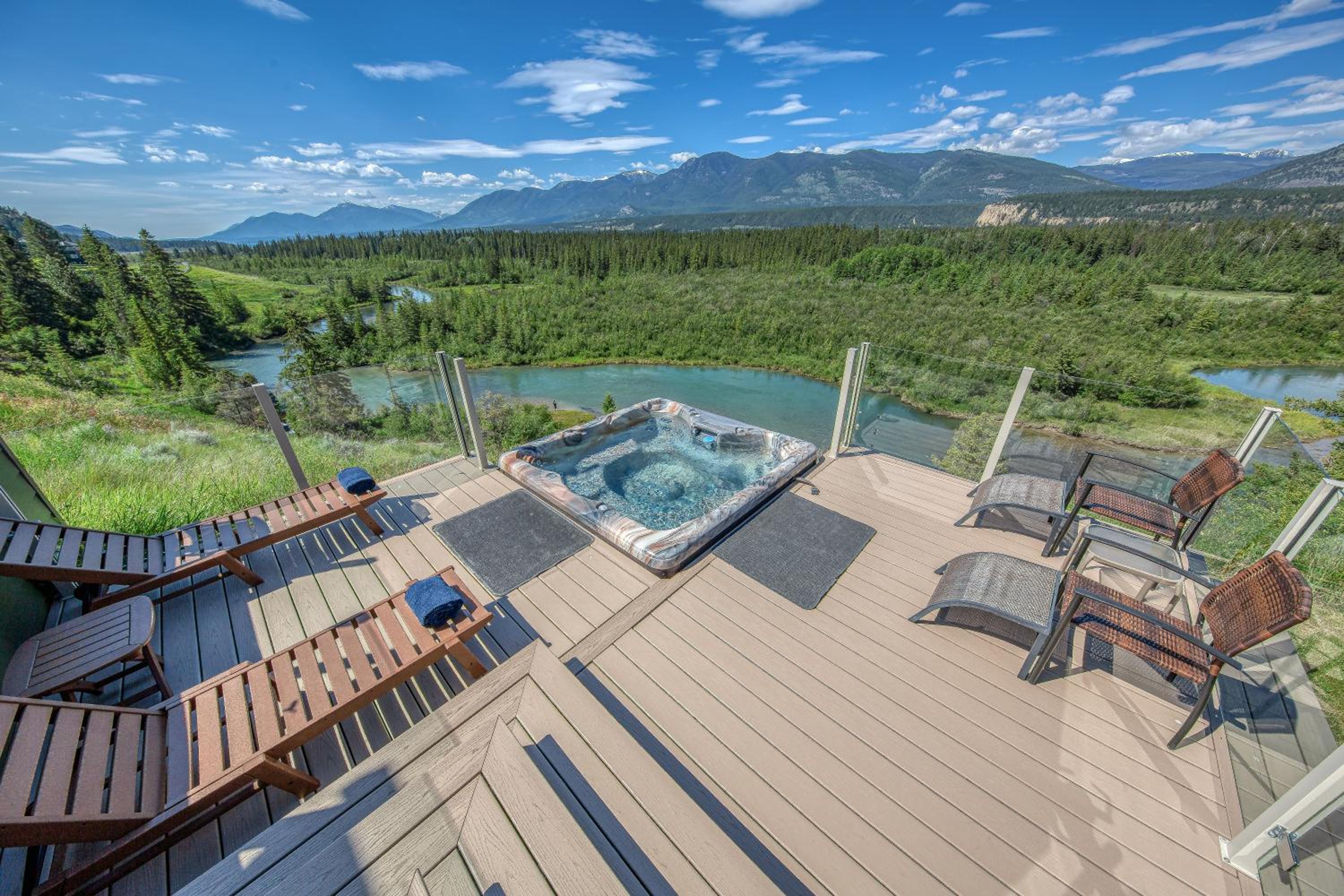 CLIFF CABIN Family Friendly|Hot Tub|Spectacular Views