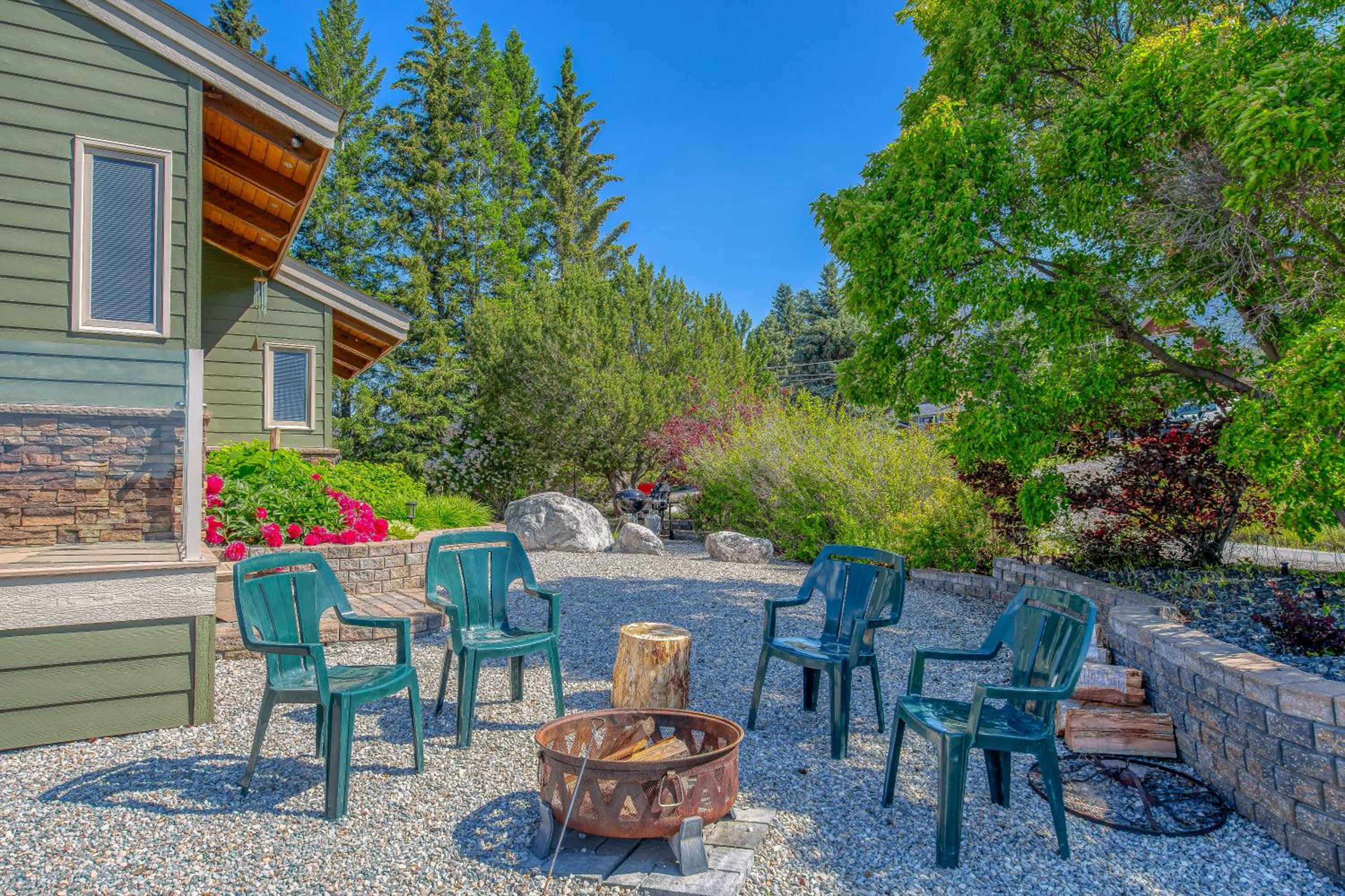 CLIFF CABIN Family Friendly|Hot Tub|Spectacular Views