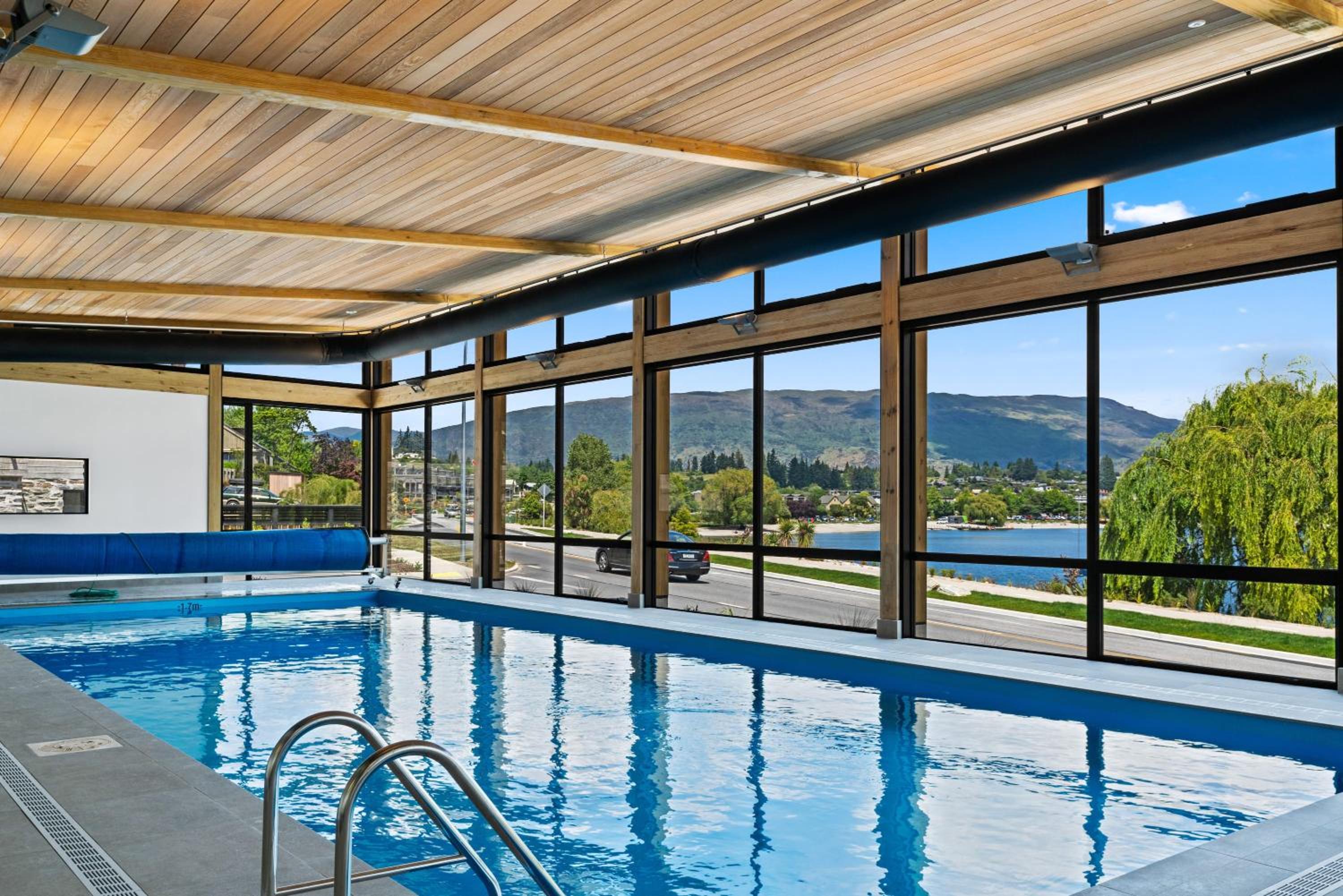 Lakeside Luxury