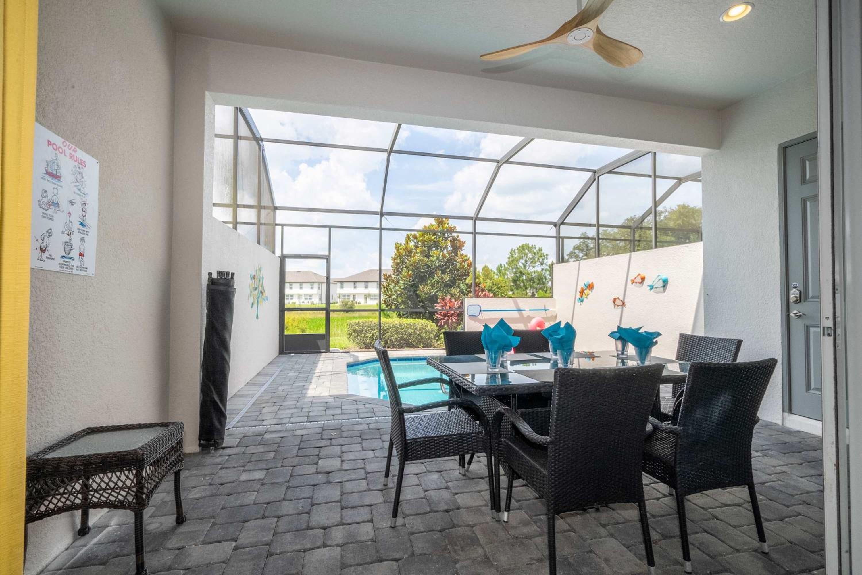 3Bd Sleeps8 with Pool & Close to Disney @Festival 220