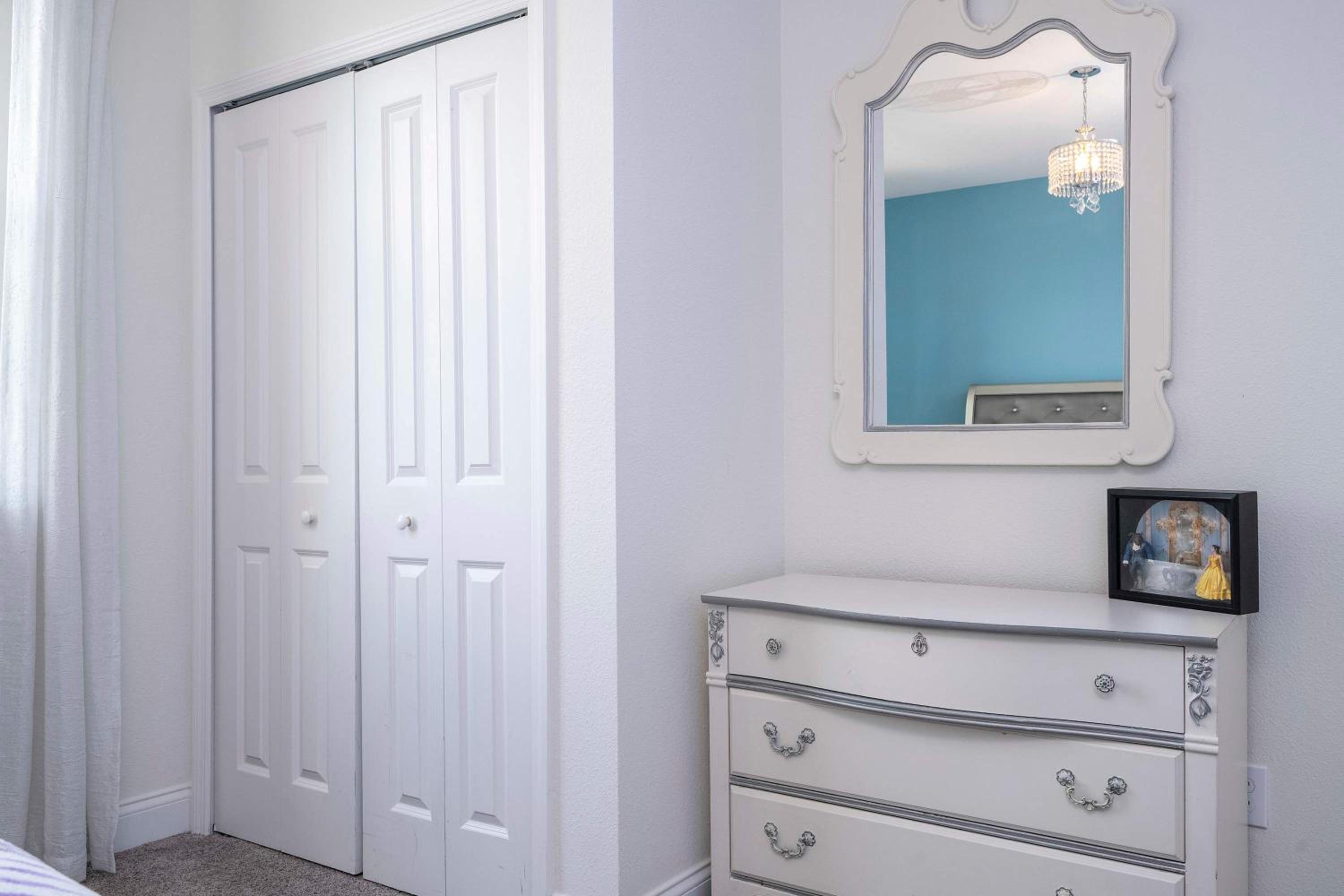 3Bd Sleeps8 with Pool & Close to Disney @Festival 220