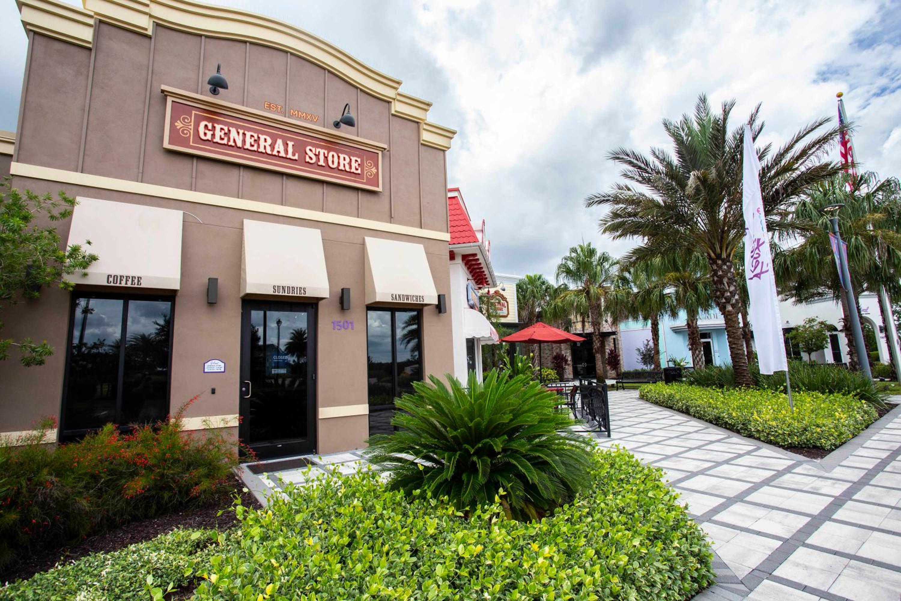 3Bd Sleeps8 with Pool & Close to Disney @Festival 220