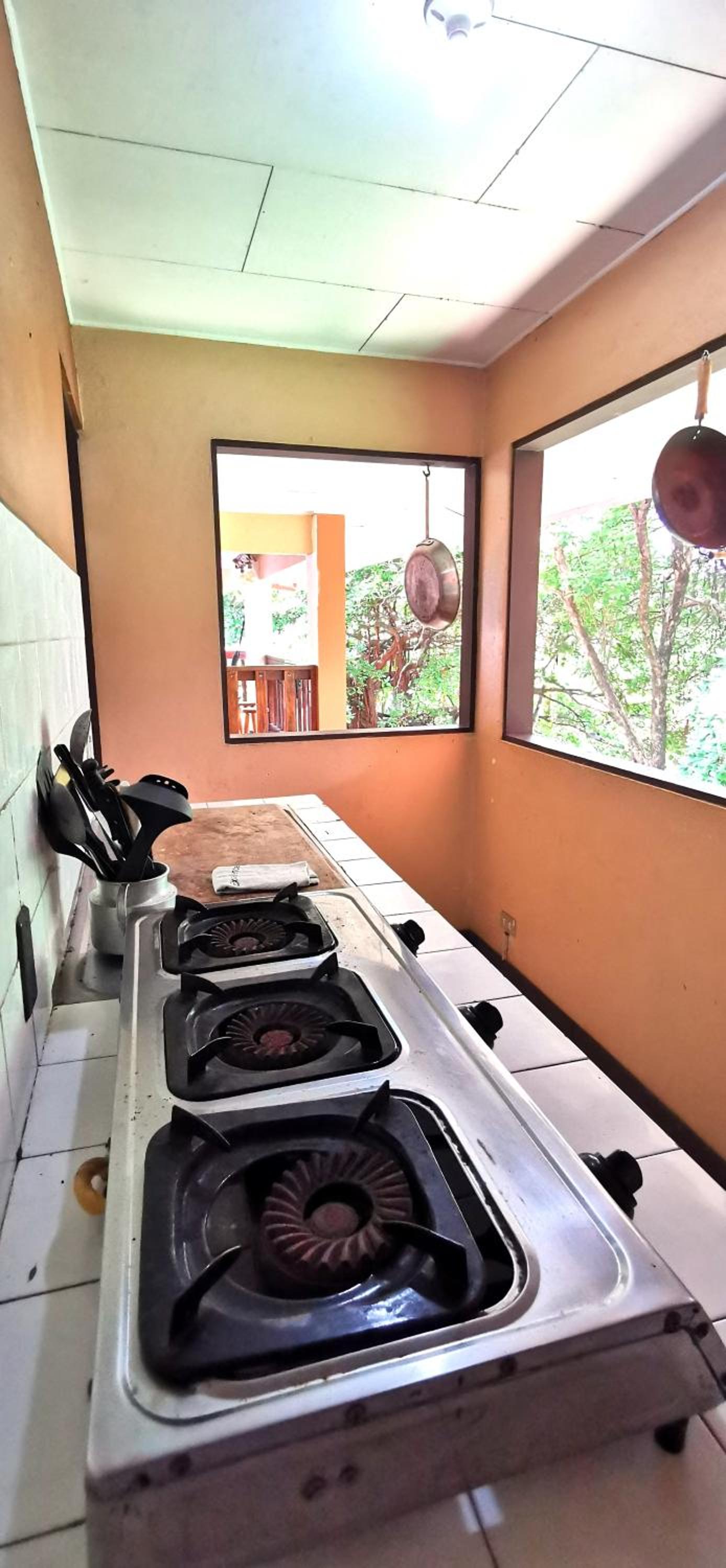 Tajalin Hostel - Montezuma Beach, Central location!