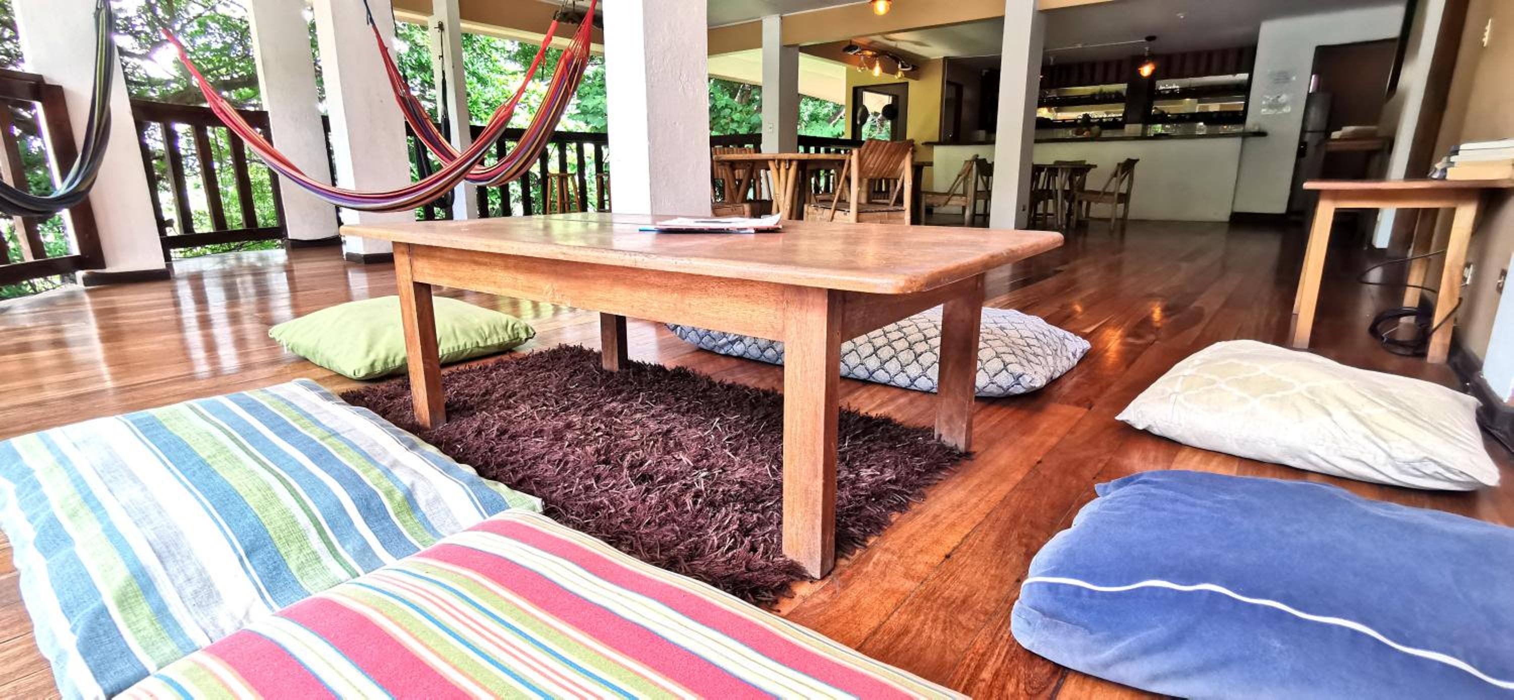 Tajalin Hostel - Montezuma Beach, Central location!