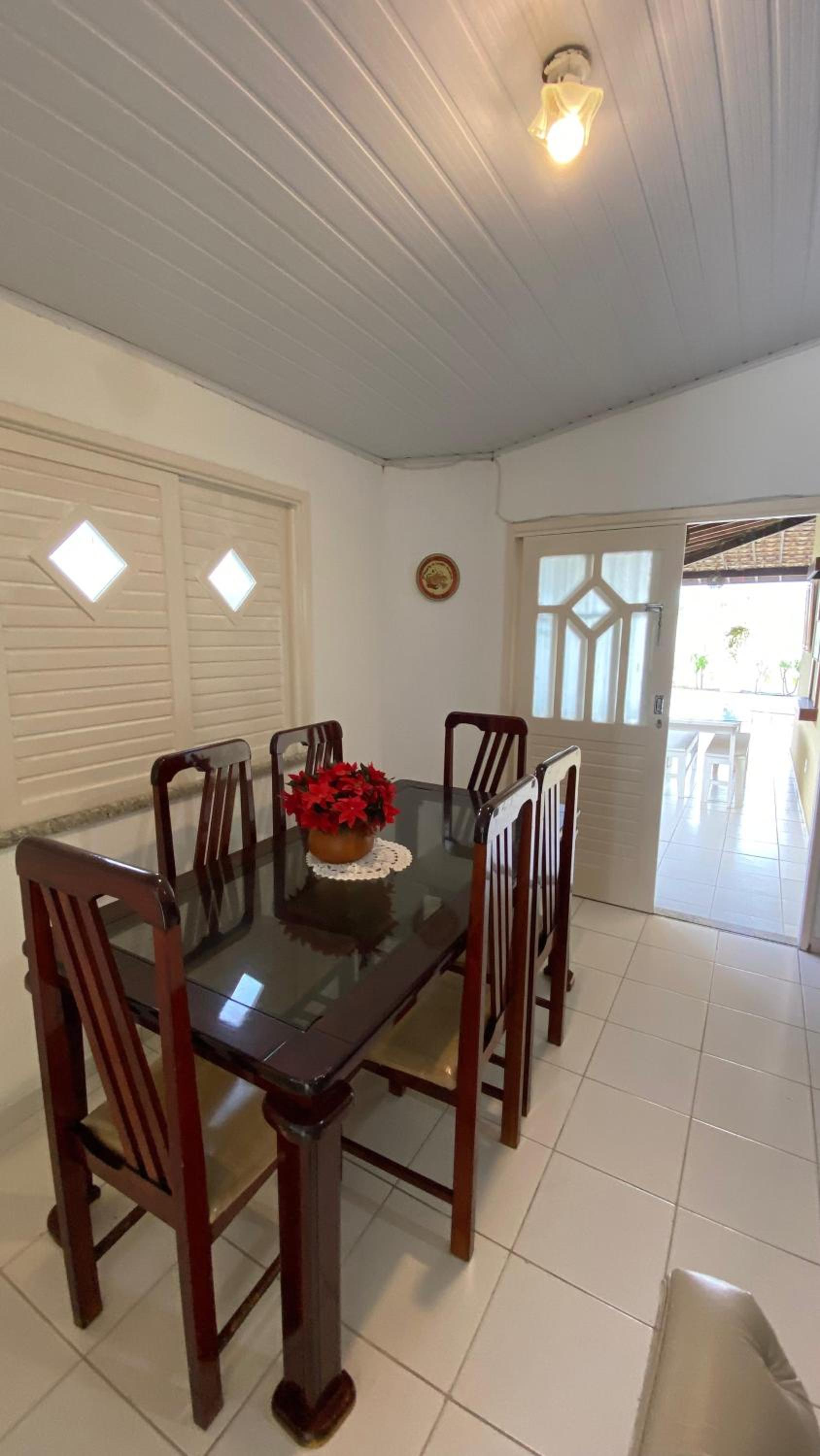 Casa de Temporada na Praia dentro de Condominio