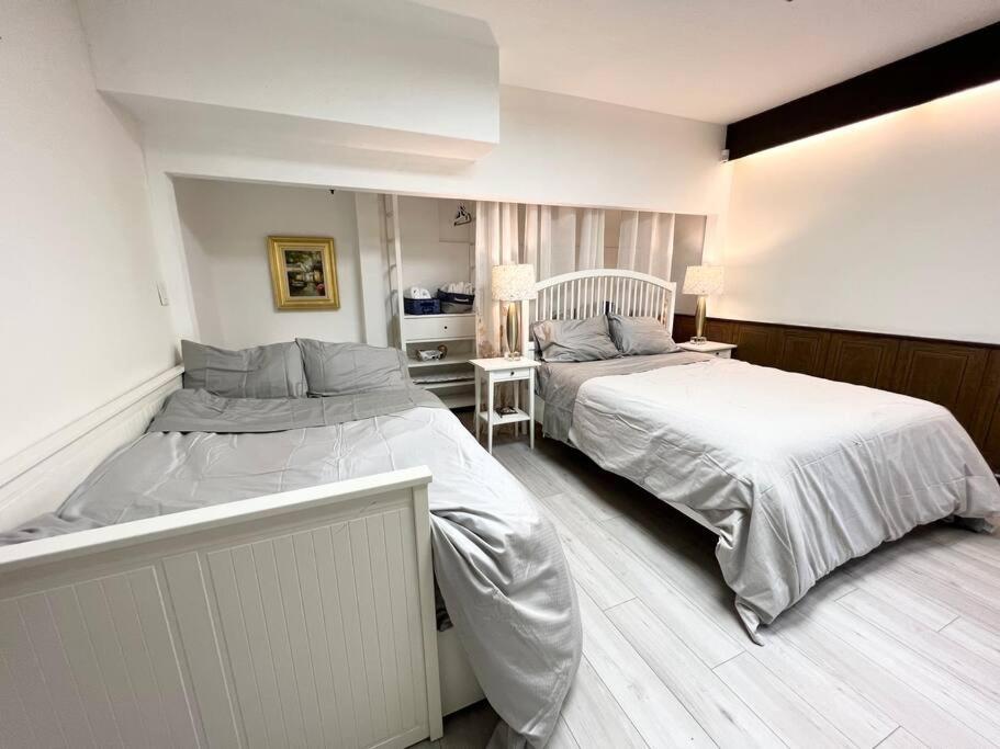 Bright Spacious 3 BR Garden Suite, 4 Queen beds, Fully equipped, Highly recommended by 229 happy groups