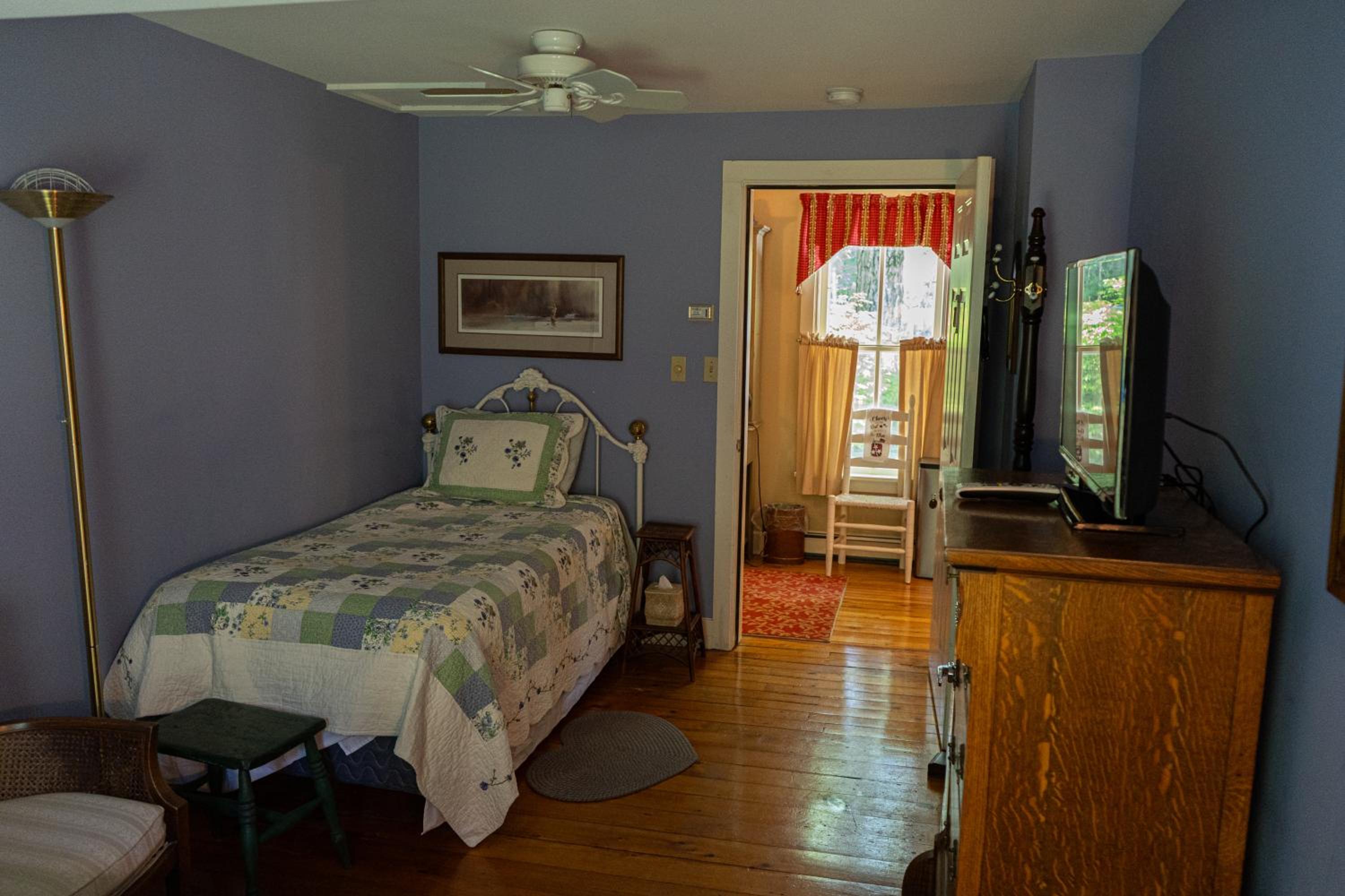 Sylvan Inn Bed & Breakfast