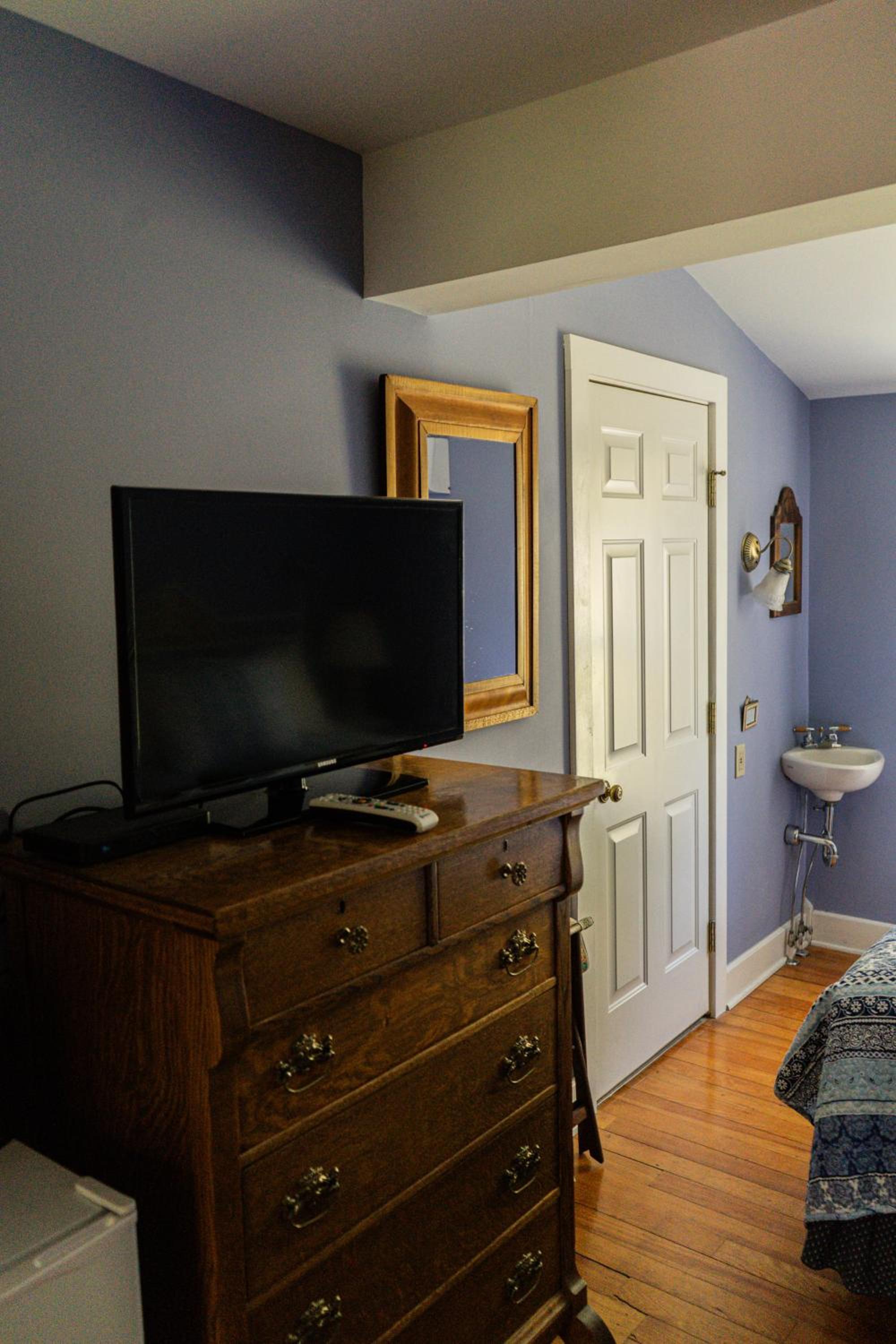 Sylvan Inn Bed & Breakfast