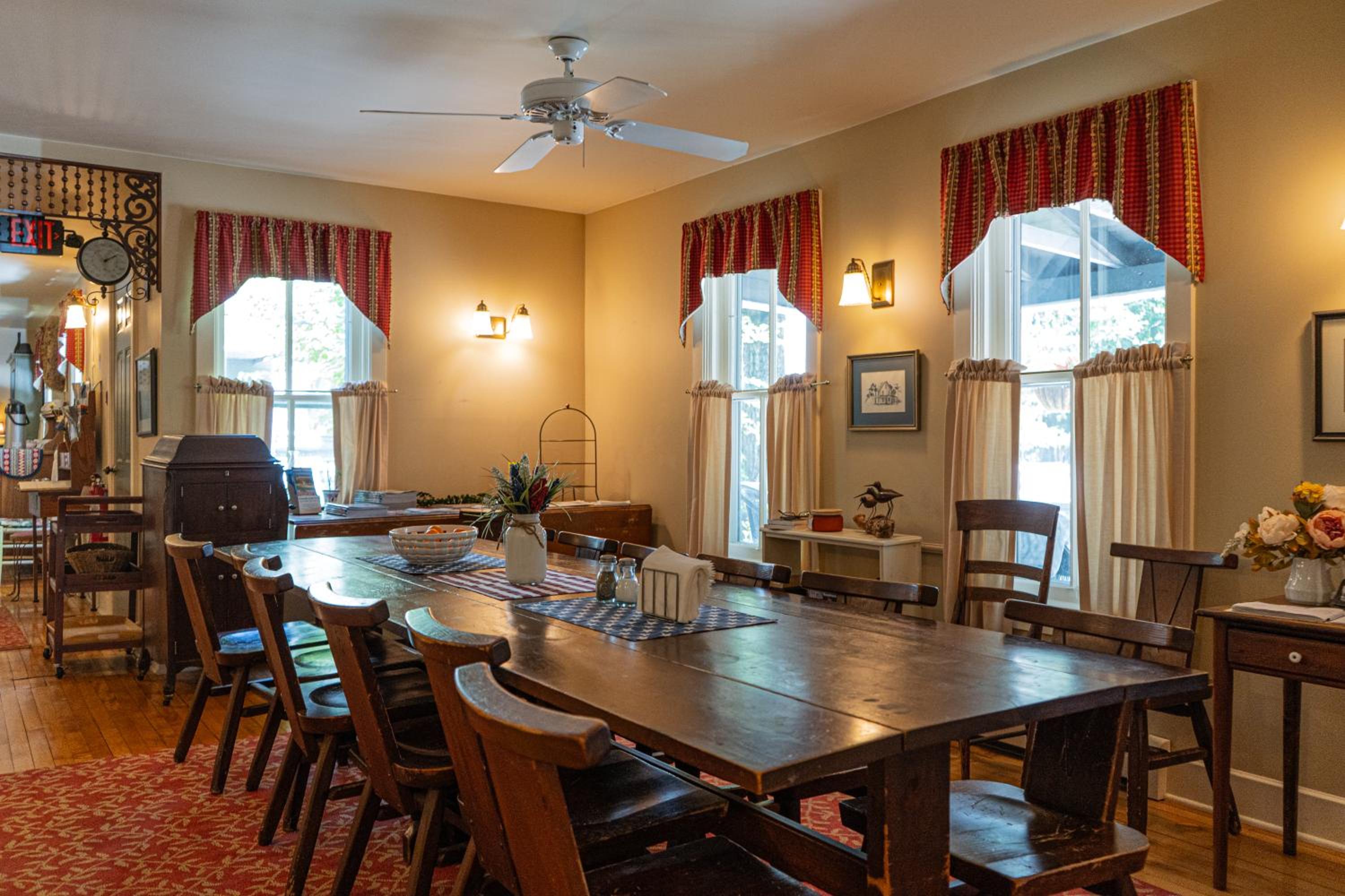 Sylvan Inn Bed & Breakfast