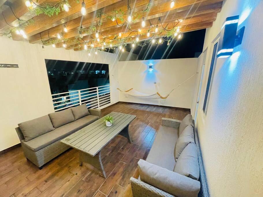 Maderos Residencial PentHouse and RoofTop