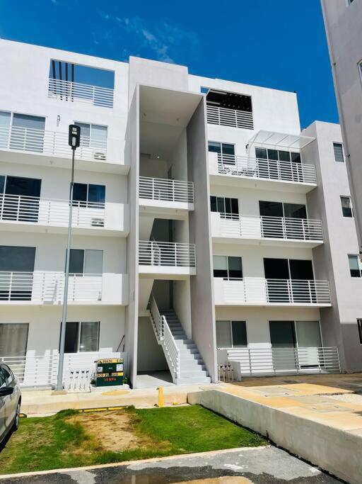 Maderos Residencial PentHouse and RoofTop