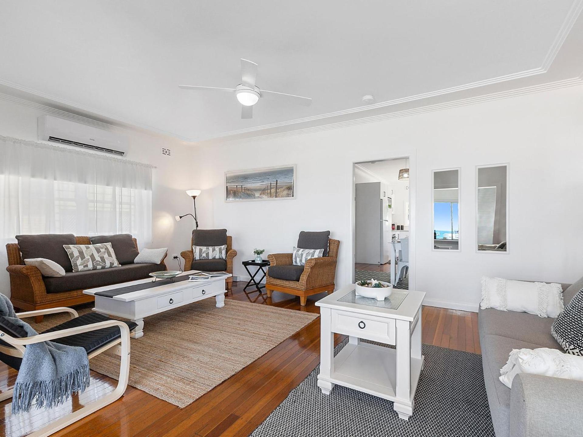 Beachfront Coast Cottage