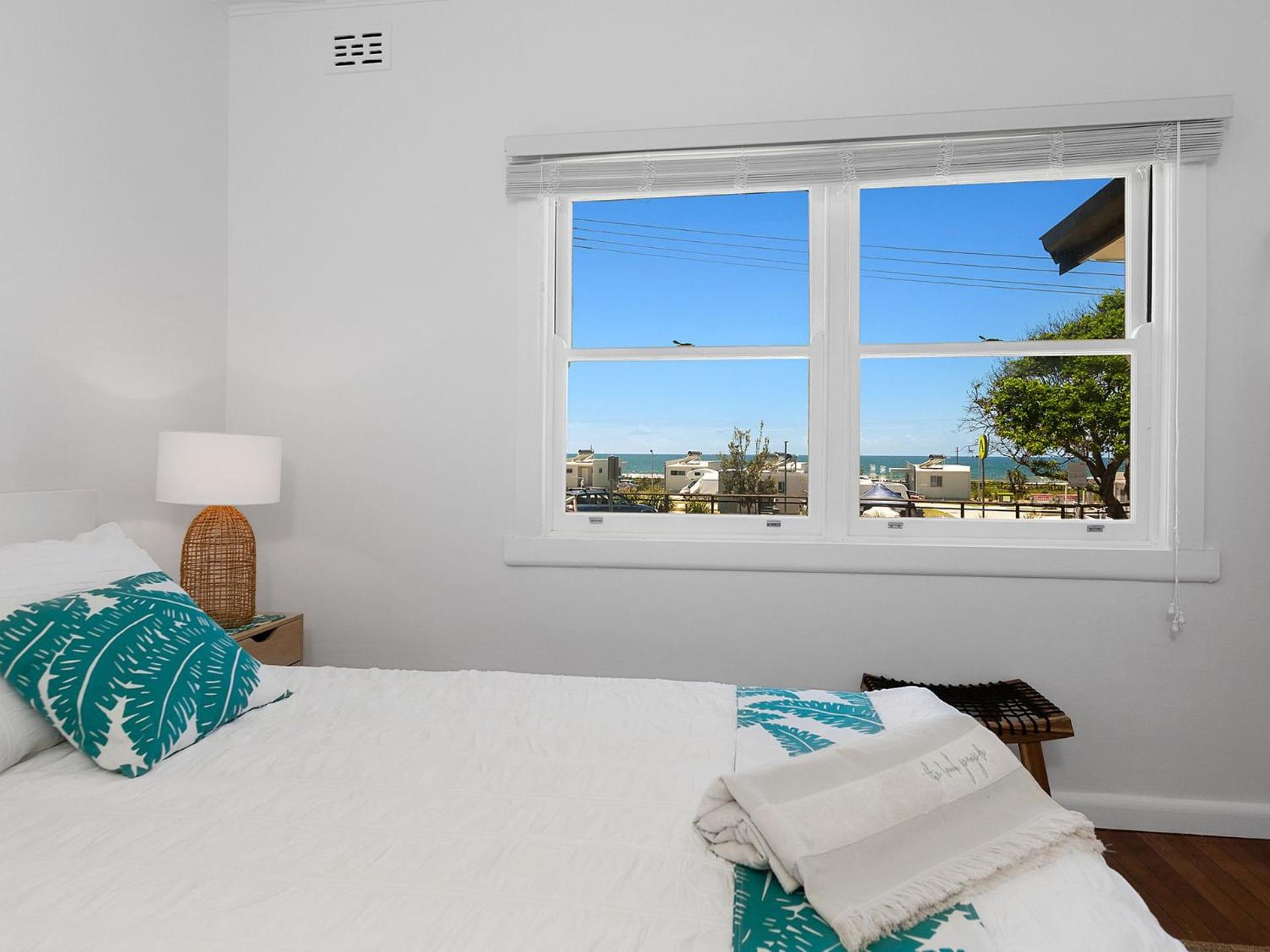 Beachfront Coast Cottage
