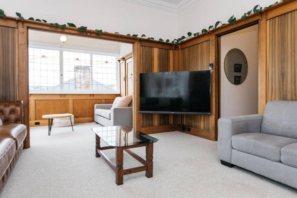 Harmony House - CBD
