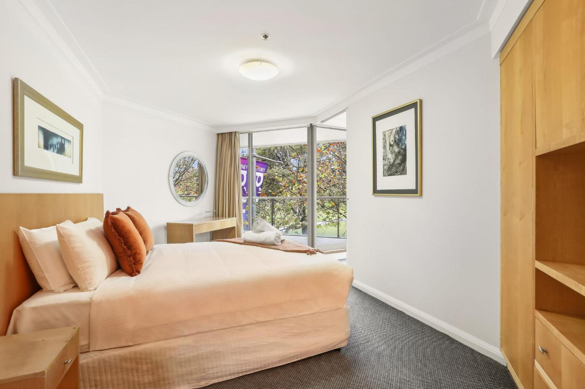 Luxurious Apartment only 250m Walk To Opera House