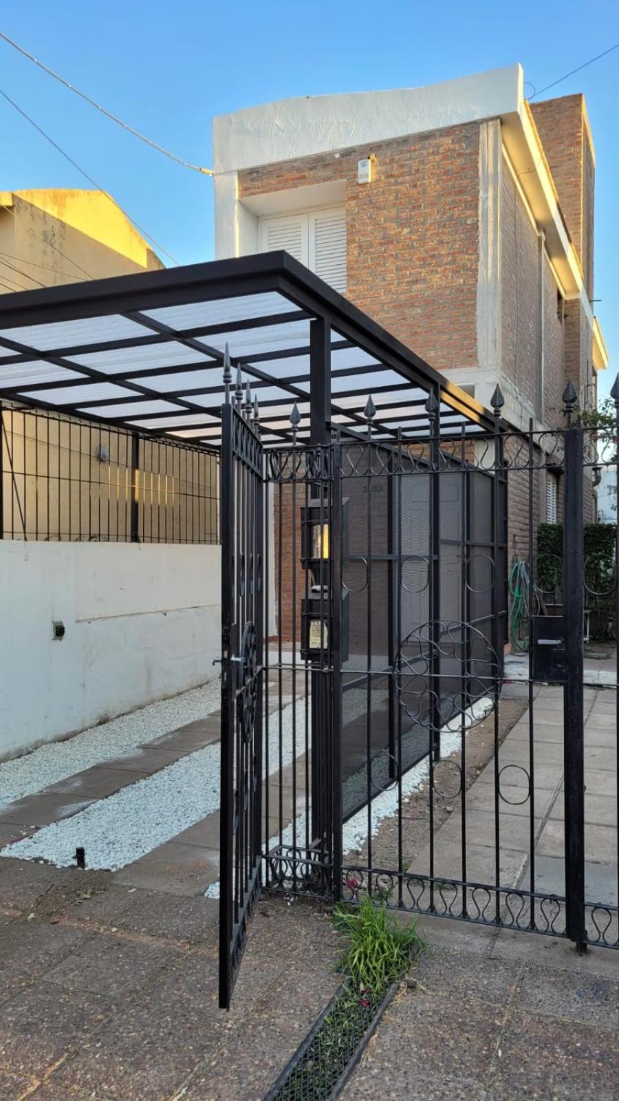 Dúplex en Villa Cabrera - Zona Norte - Próximo a Shopping, Estadio Kempes, Sanatorio Allende, Hospital Privado, Complejo Ferial Córdoba, Aeropuerto Interna