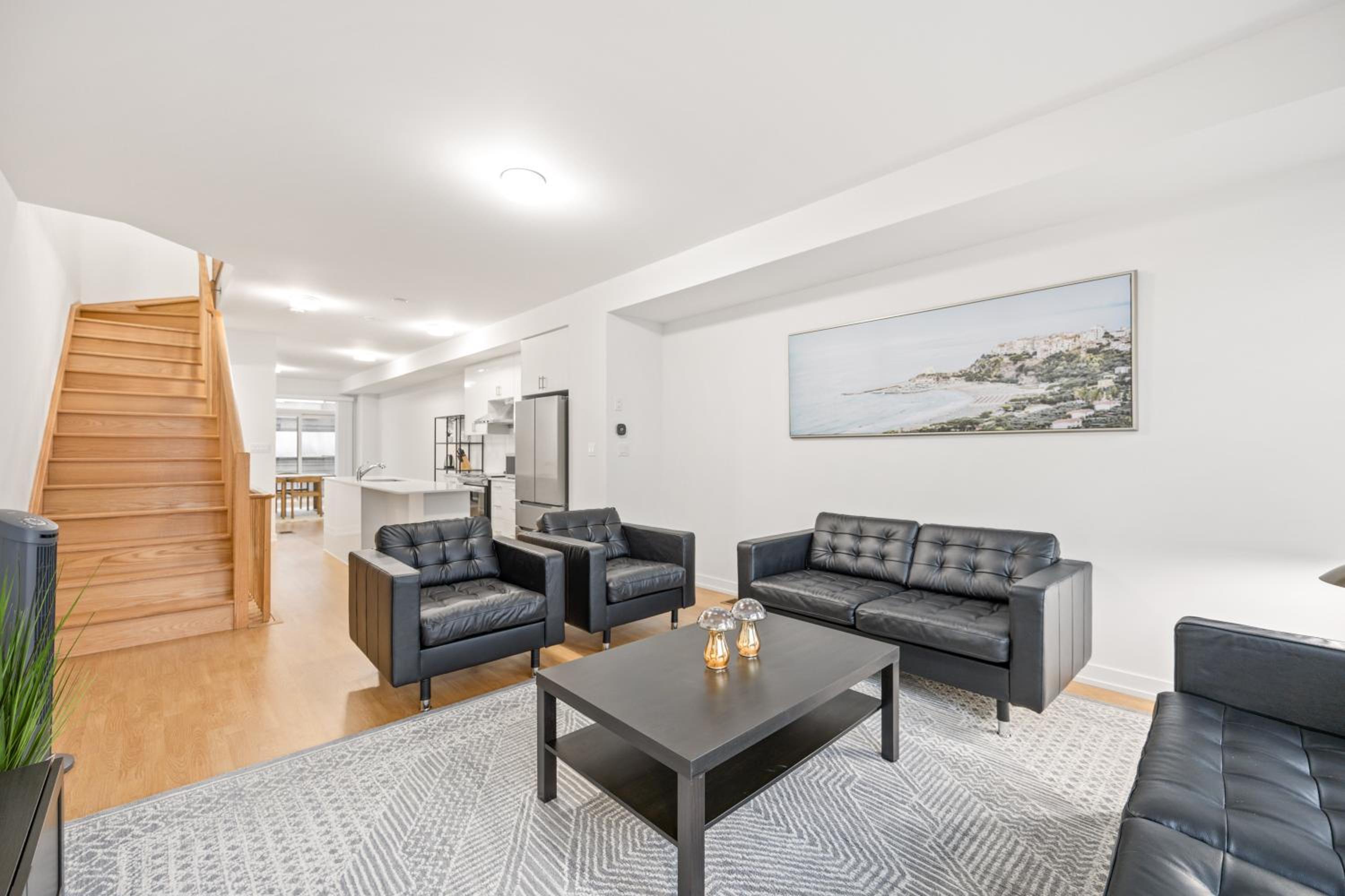 PINE BrandNew Private Room with Shared Bathroom in Toronto ON Canada