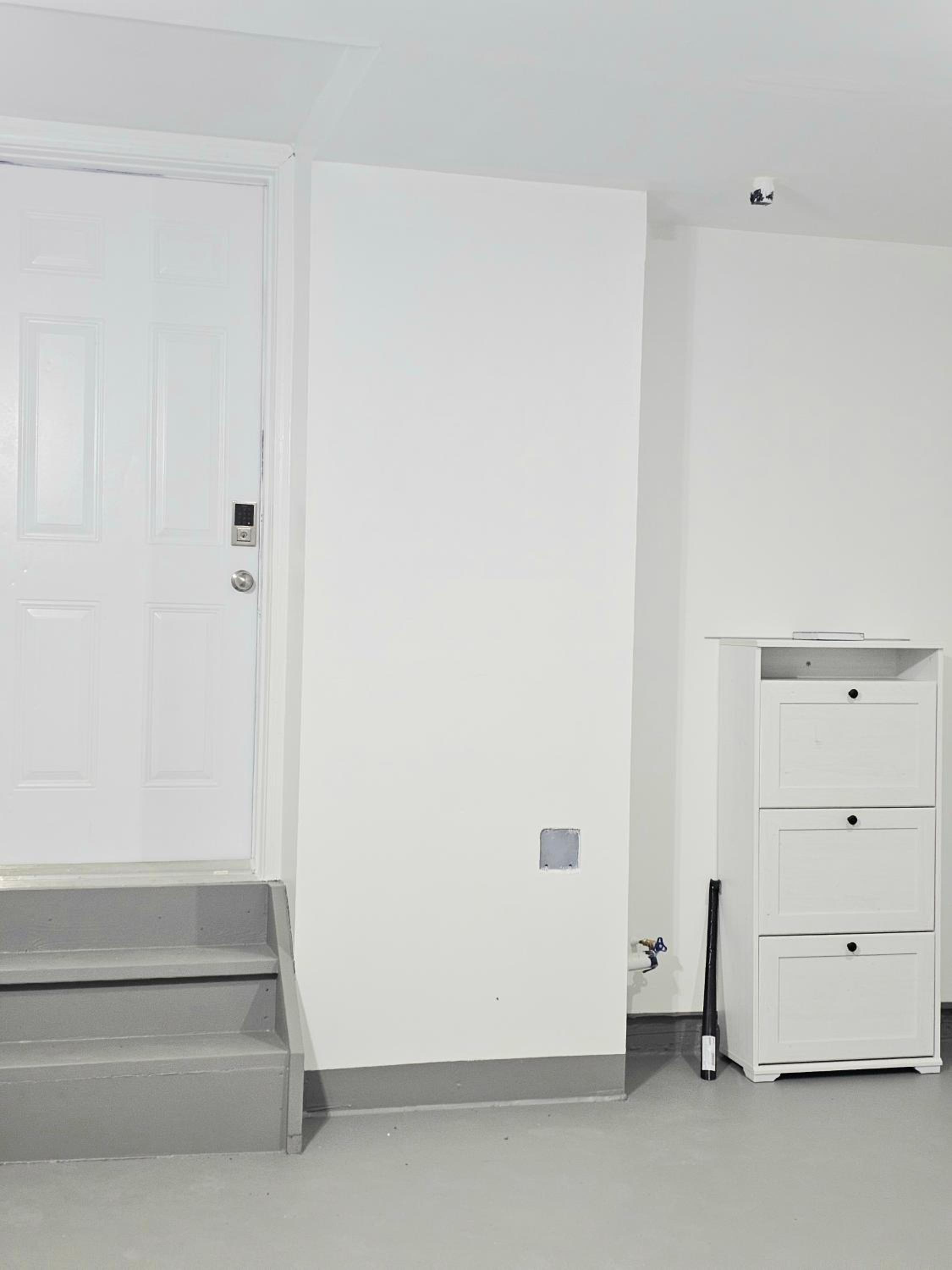 PINE BrandNew Private Room with Shared Bathroom in Toronto ON Canada