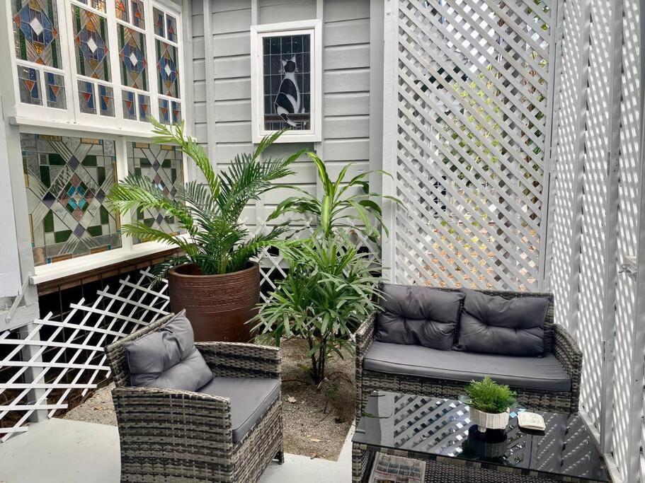 Tropical Oasis on Perkins Street
