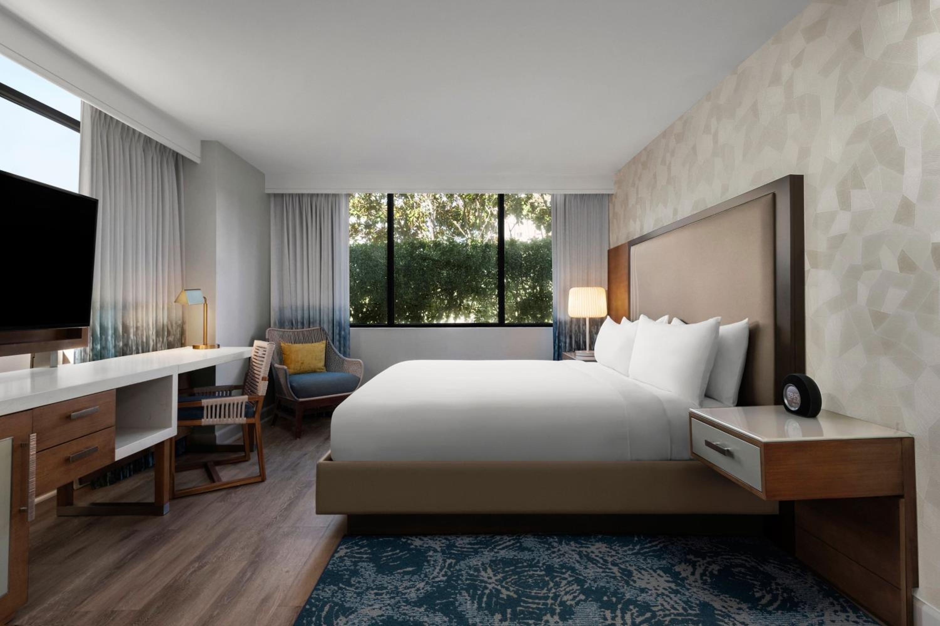 Renaissance Newport Beach Hotel - Property Image 79