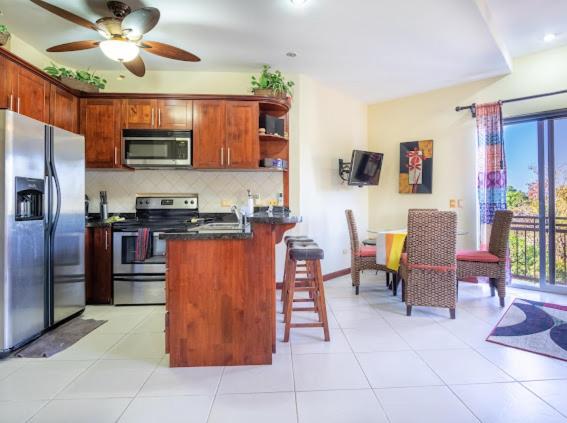 La Torre Bay Herradura Beach Condo