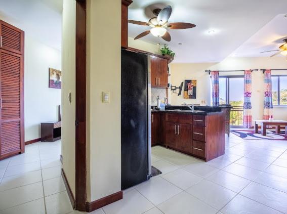 La Torre Bay Herradura Beach Condo