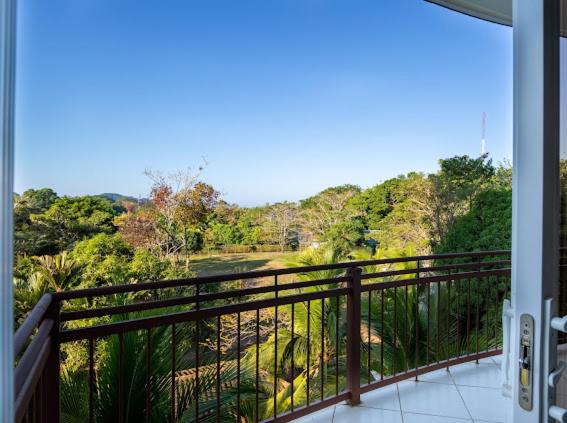La Torre Bay Herradura Beach Condo