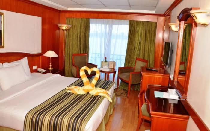 Nile cruises from Luxor to Aswan