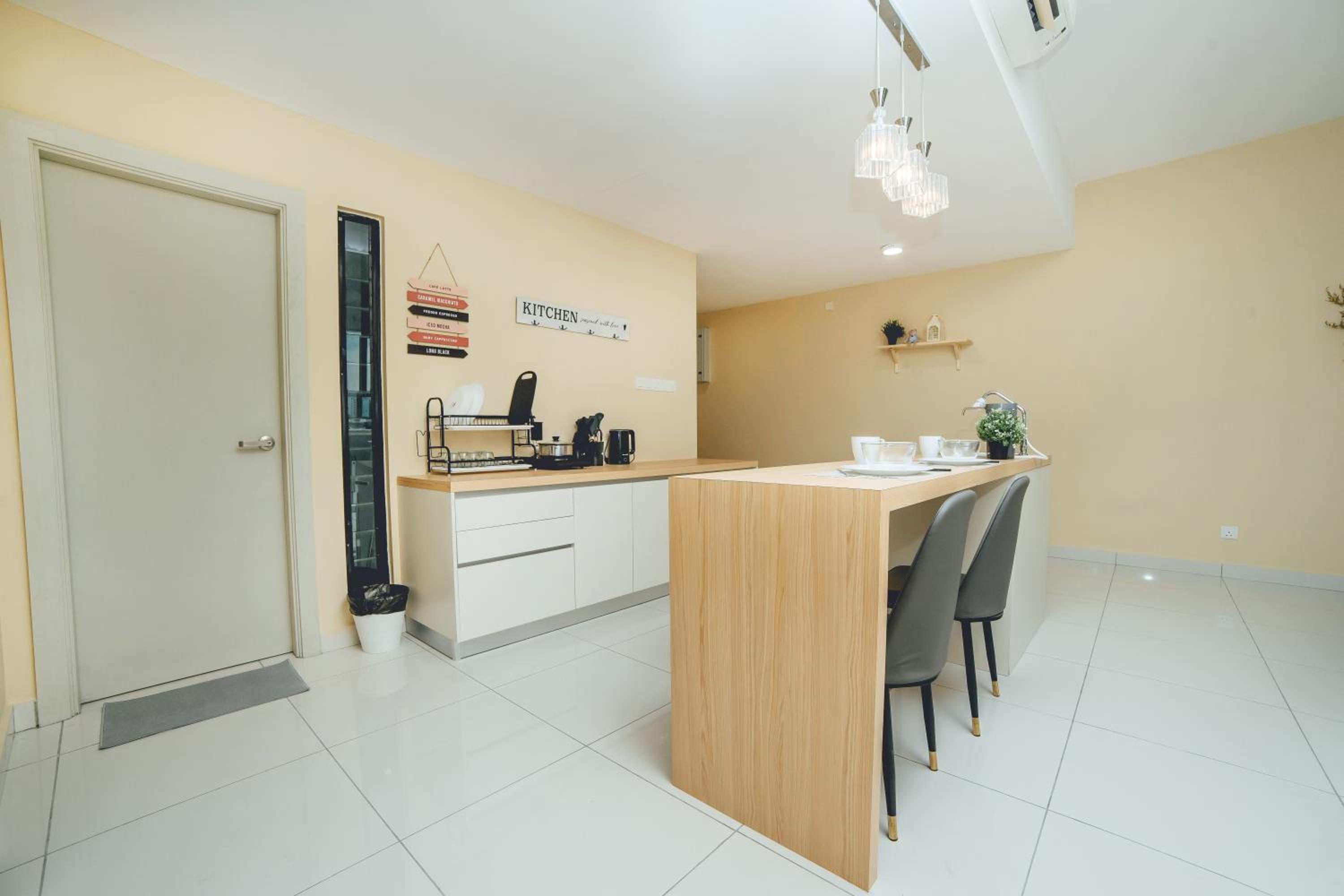Mosaic Southkey Shells & Sand 3BR 8pax by Our Stay
