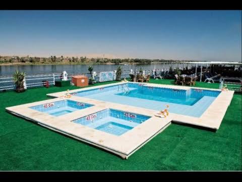 Nile cruises from Luxor to Aswan