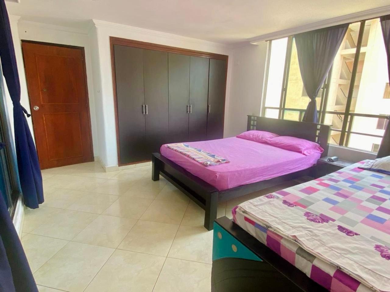 Amplio apto en el Rodadero, acceso a playa piscina