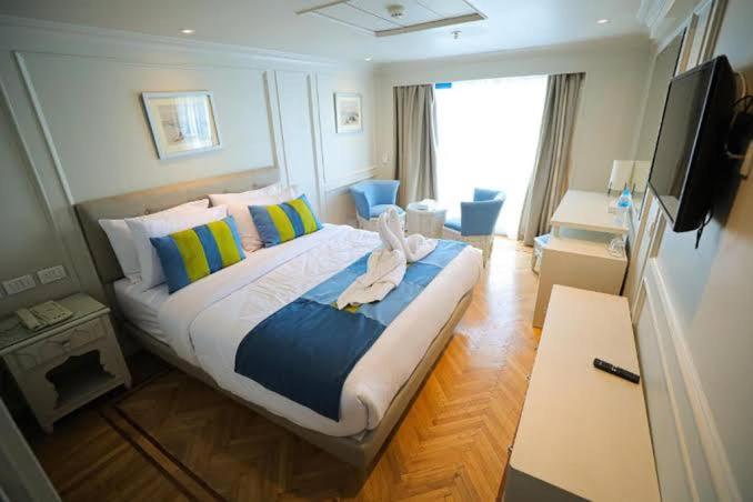 Nile cruises from Luxor to Aswan